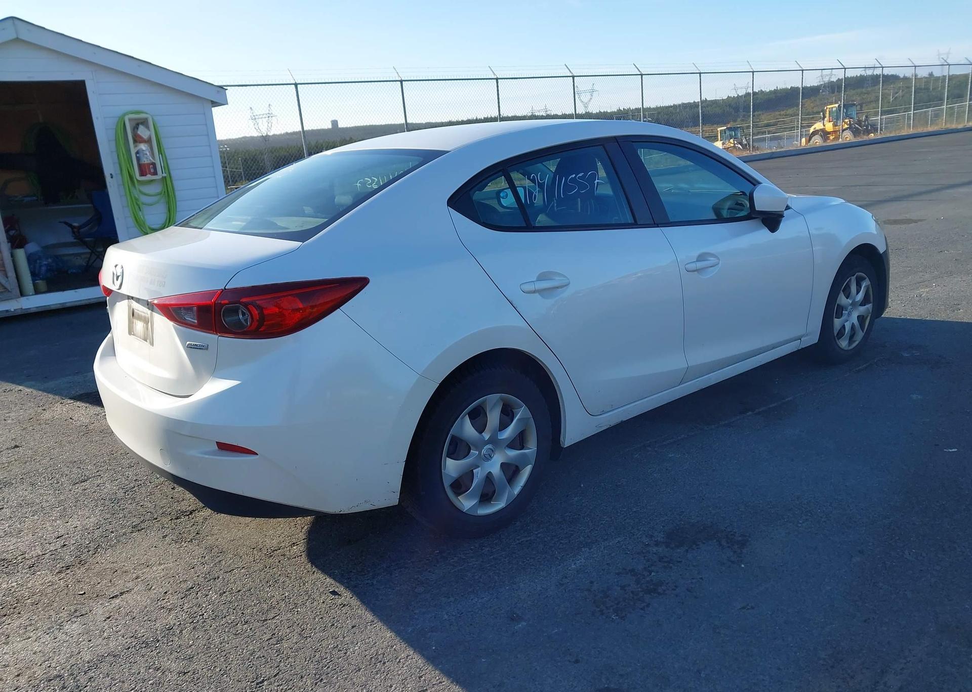 2015 MAZDA MAZDA3 GX