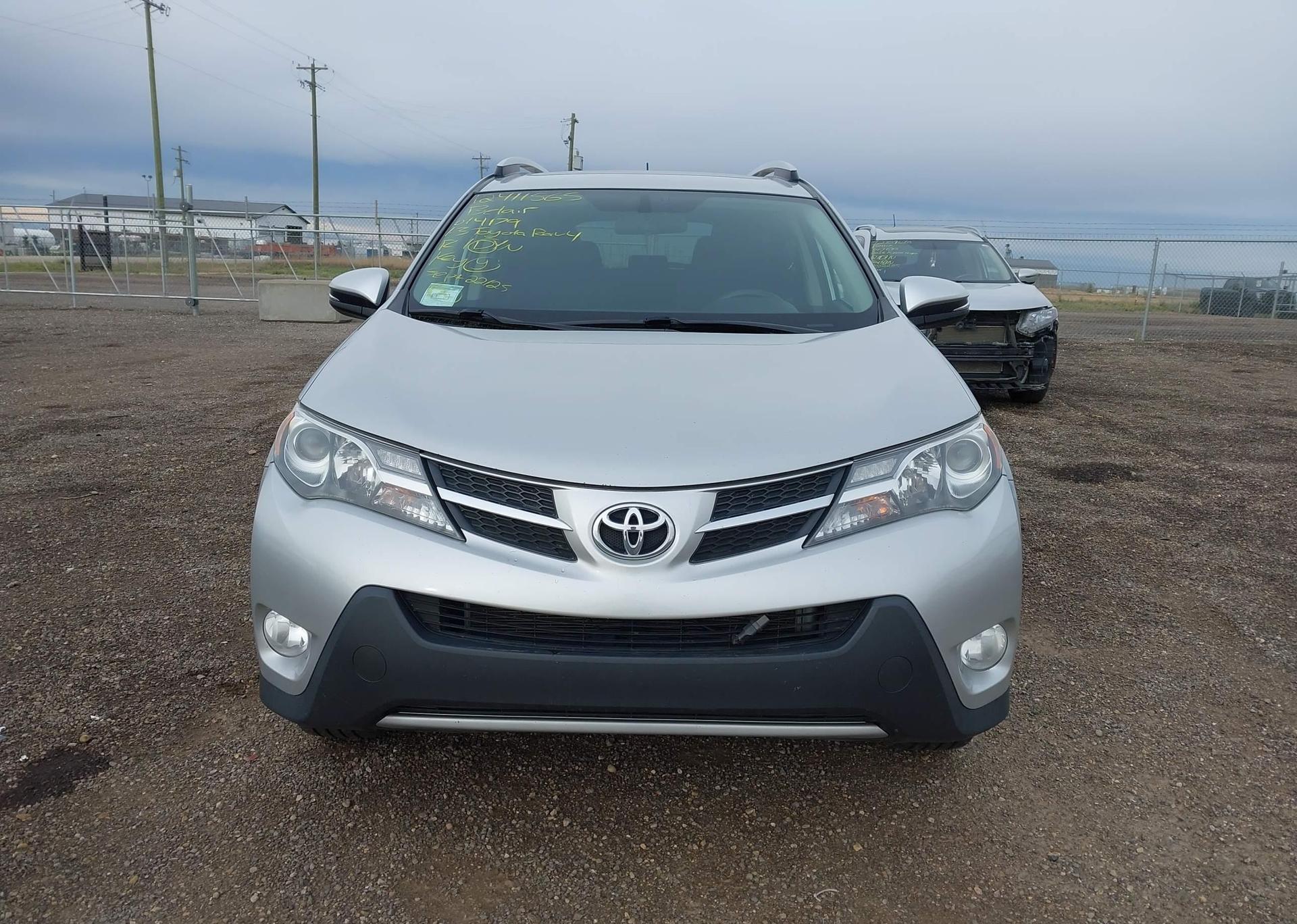 2013 TOYOTA RAV4 XLE
