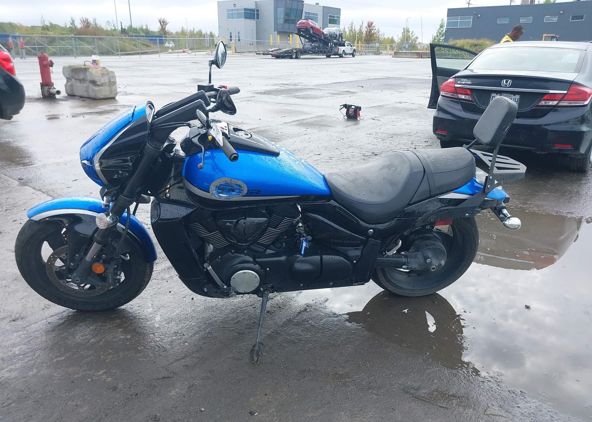 2022 SUZUKI VZR1800