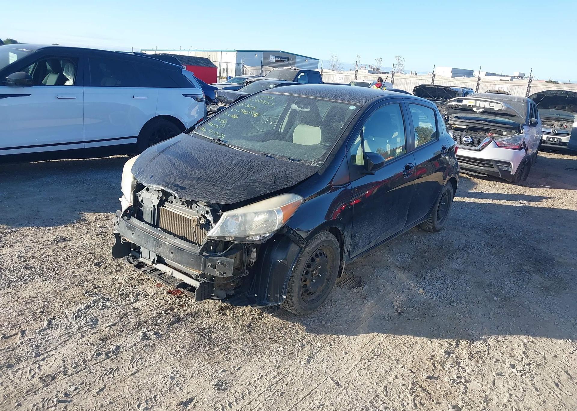 2013 TOYOTA YARIS