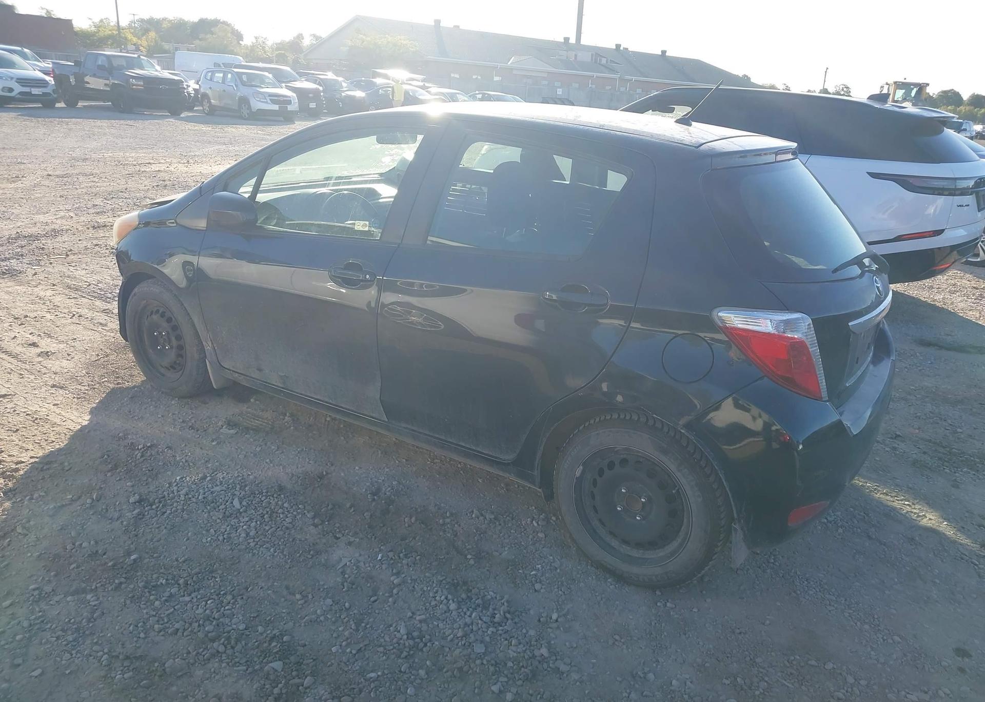 2013 TOYOTA YARIS