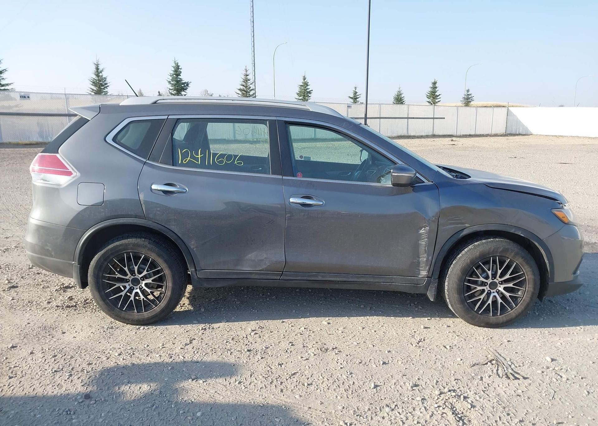 2014 NISSAN ROGUE S