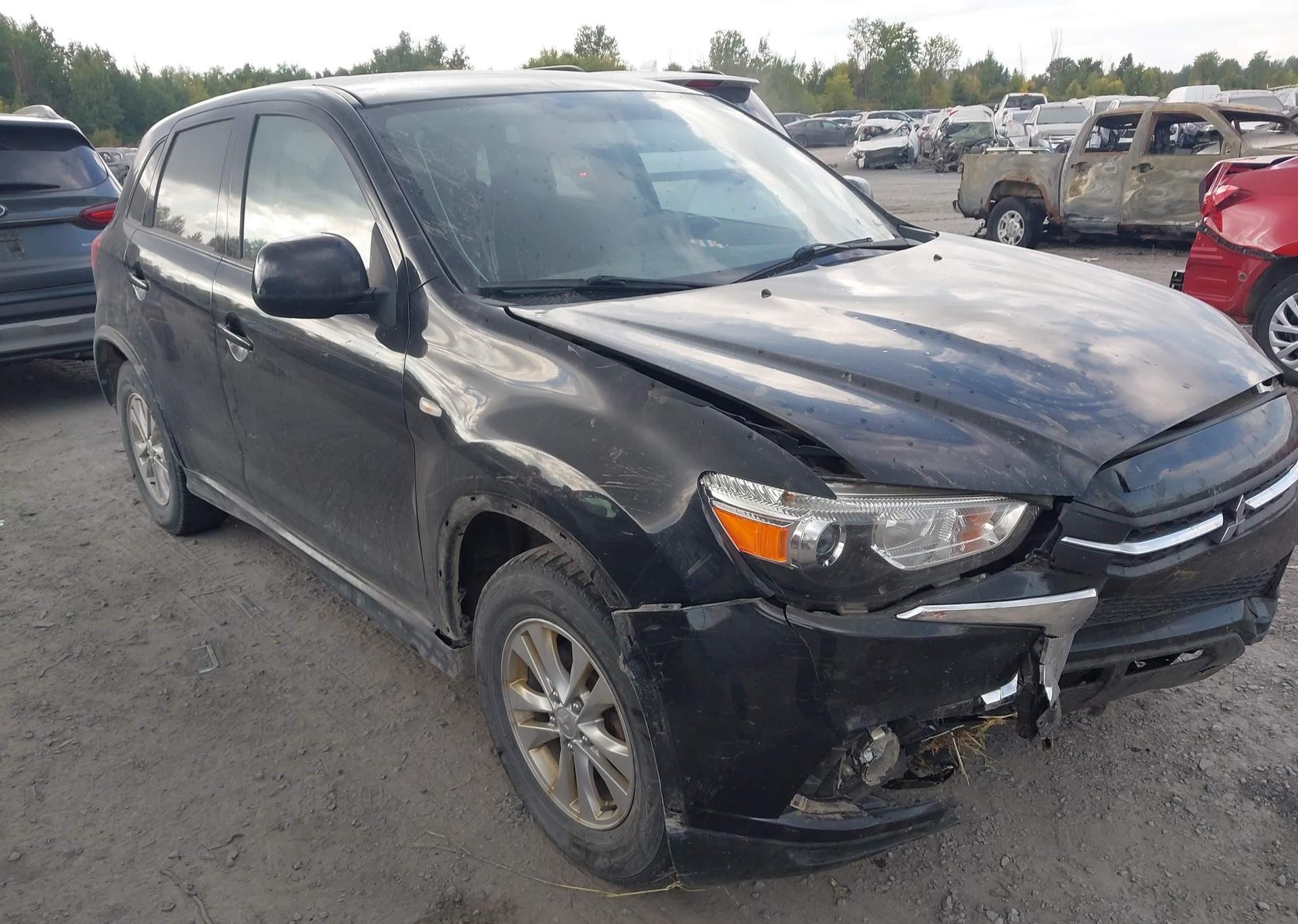 2019 MITSUBISHI RVR SE