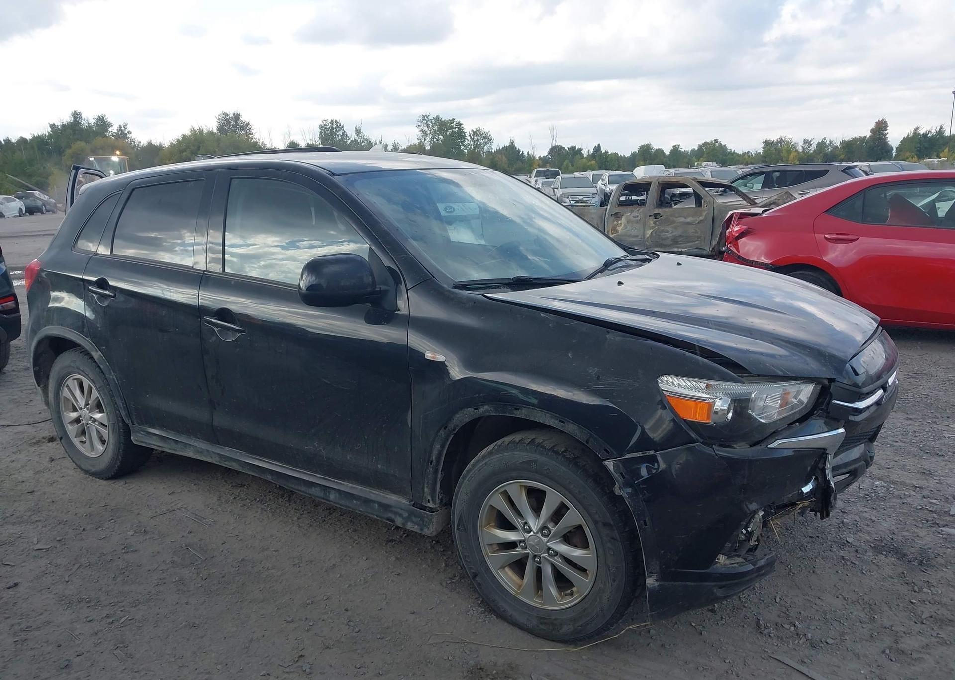 2019 MITSUBISHI RVR SE