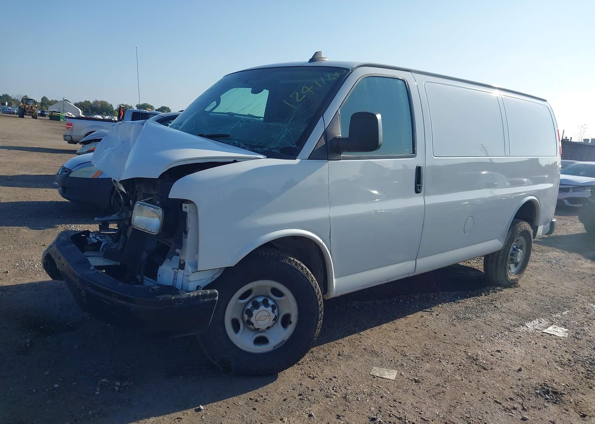 2017 CHEVROLET EXPRESS 2500 1WT