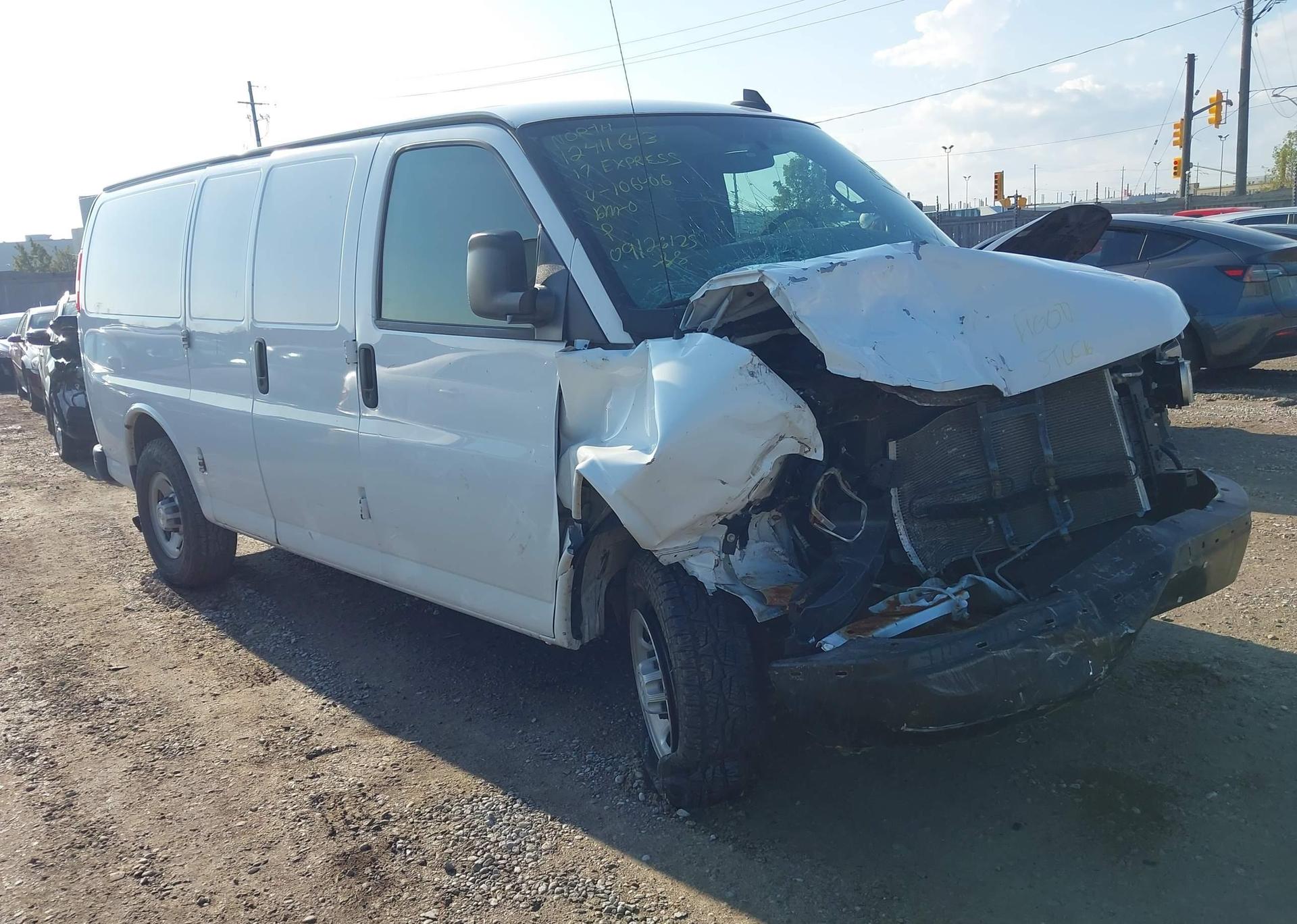 2017 CHEVROLET EXPRESS 2500 1WT