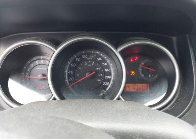 2011 NISSAN VERSA 1.8SL