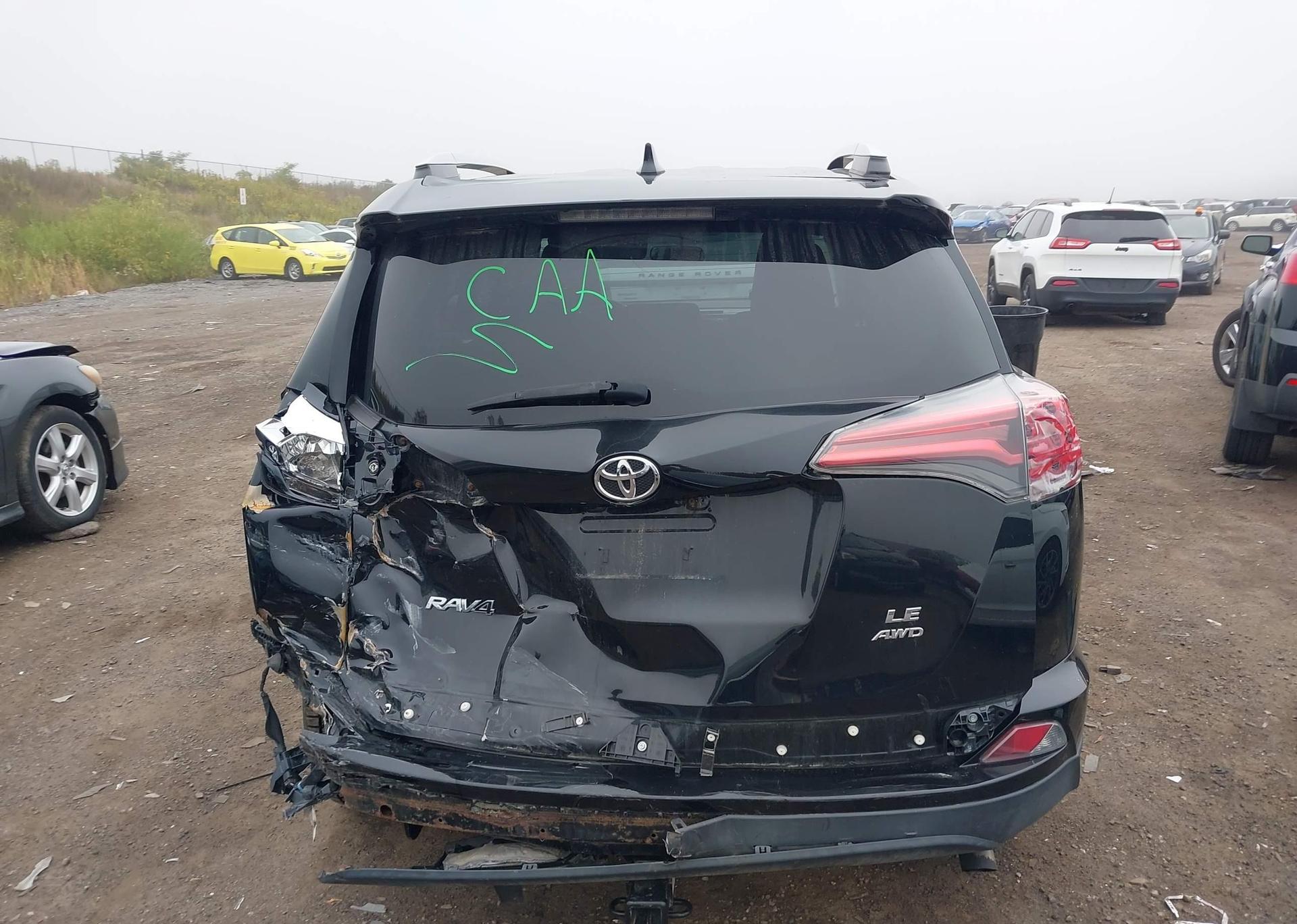 2016 TOYOTA RAV4 LE