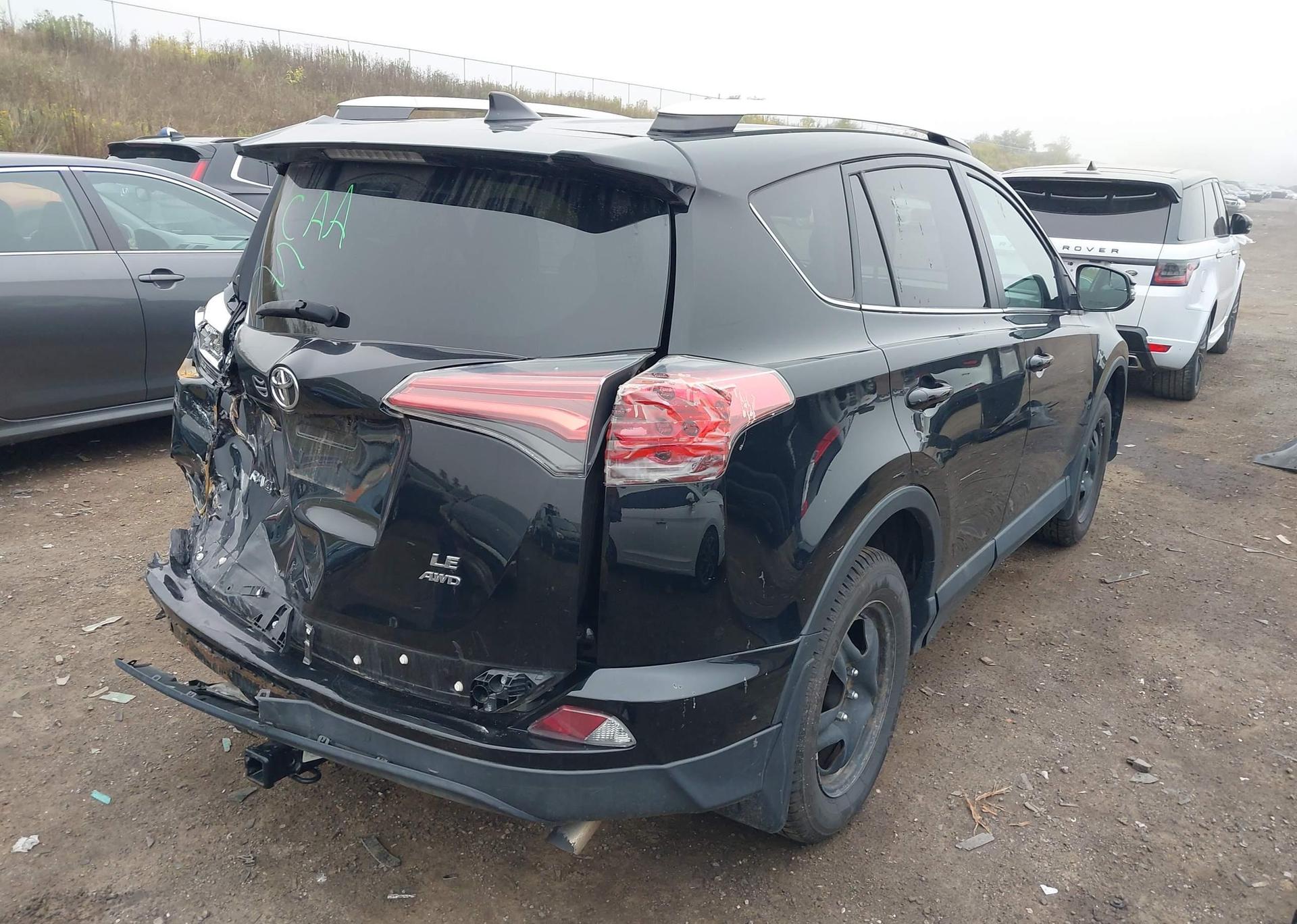 2016 TOYOTA RAV4 LE