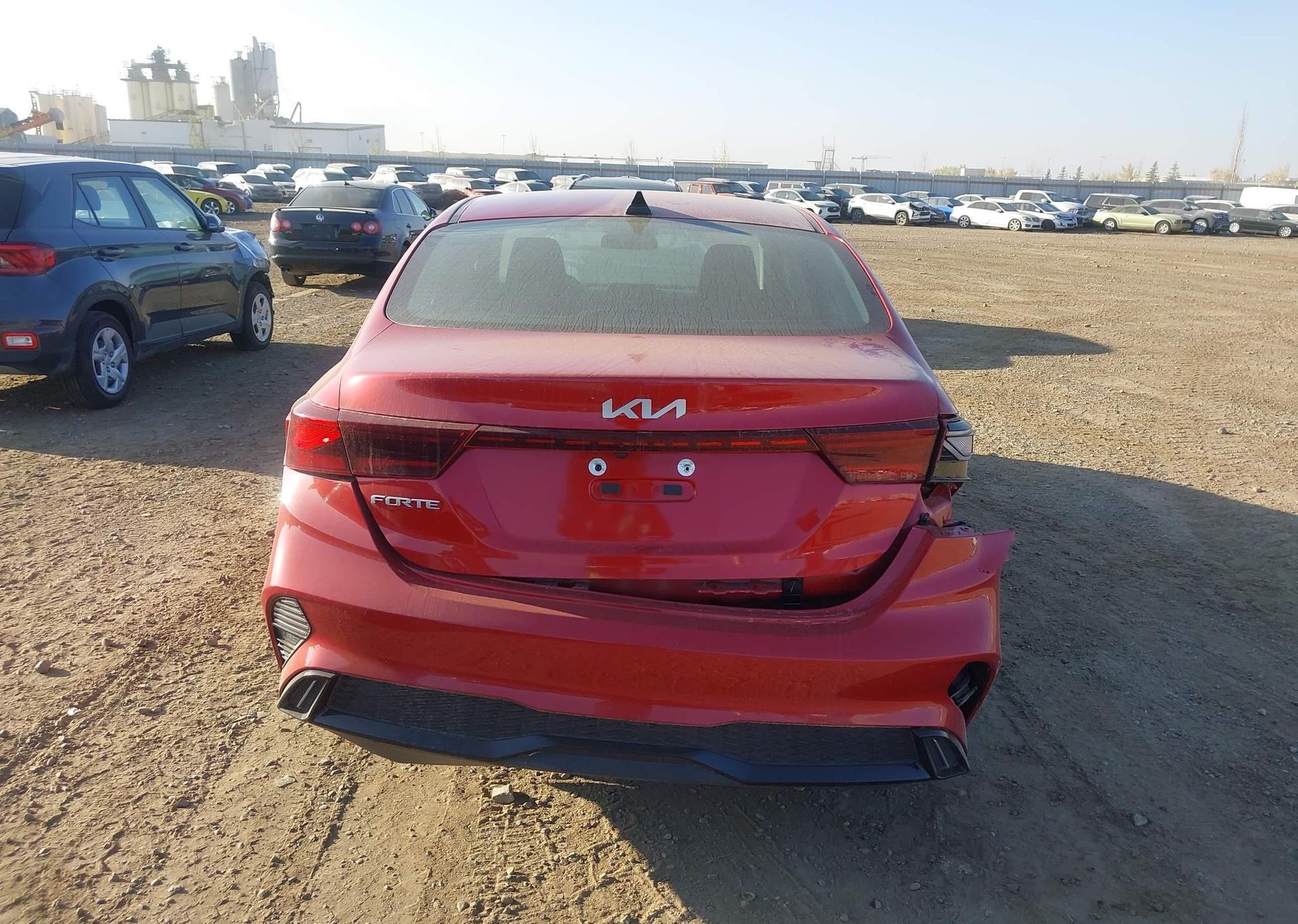 2024 KIA FORTE EX