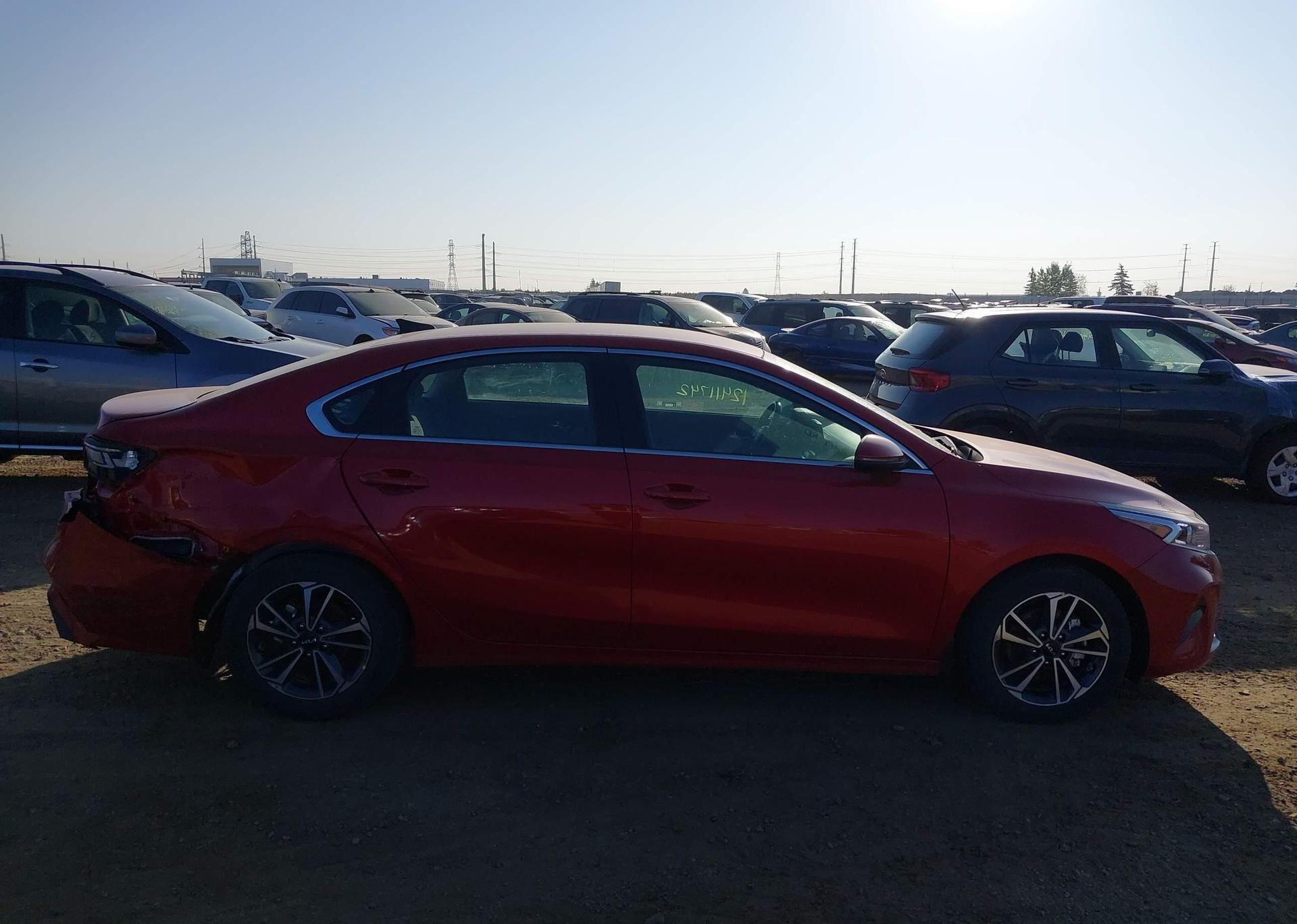 2024 KIA FORTE EX