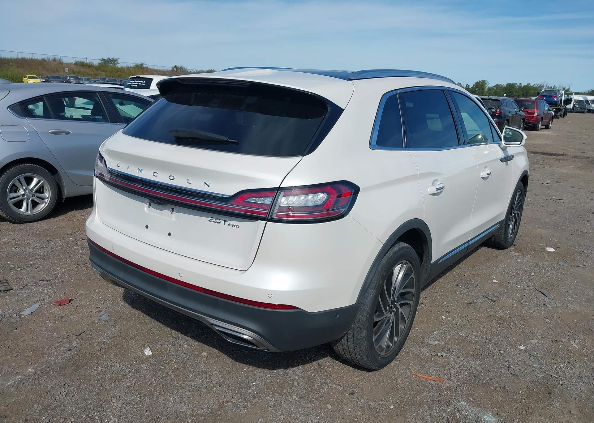 2019 LINCOLN NAUTILUS RESERVE