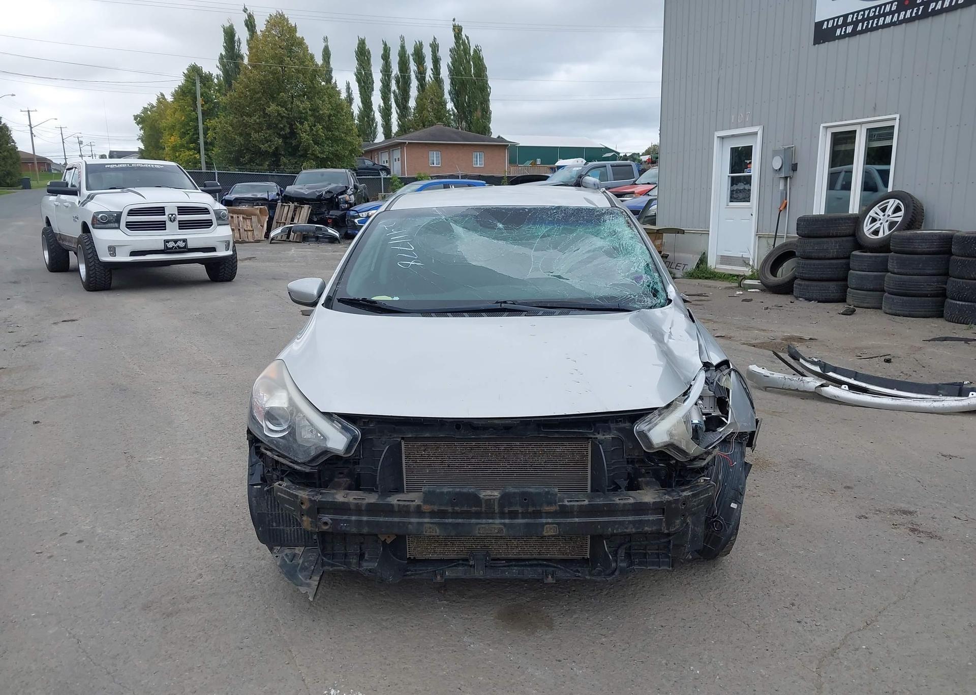 2015 KIA FORTE LX