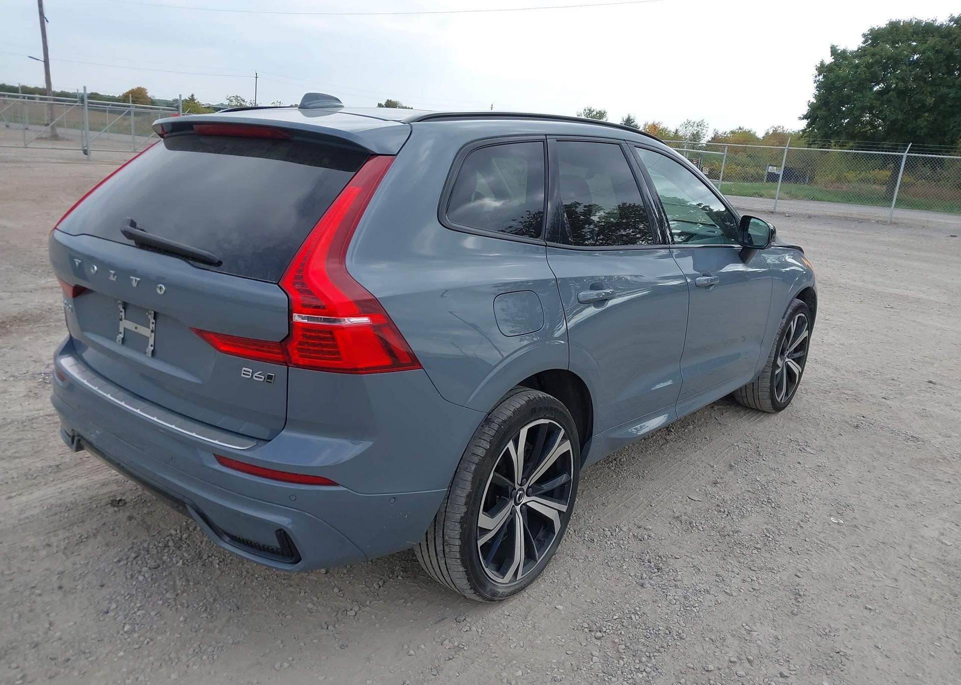 2023 VOLVO XC60 ULTIMATE