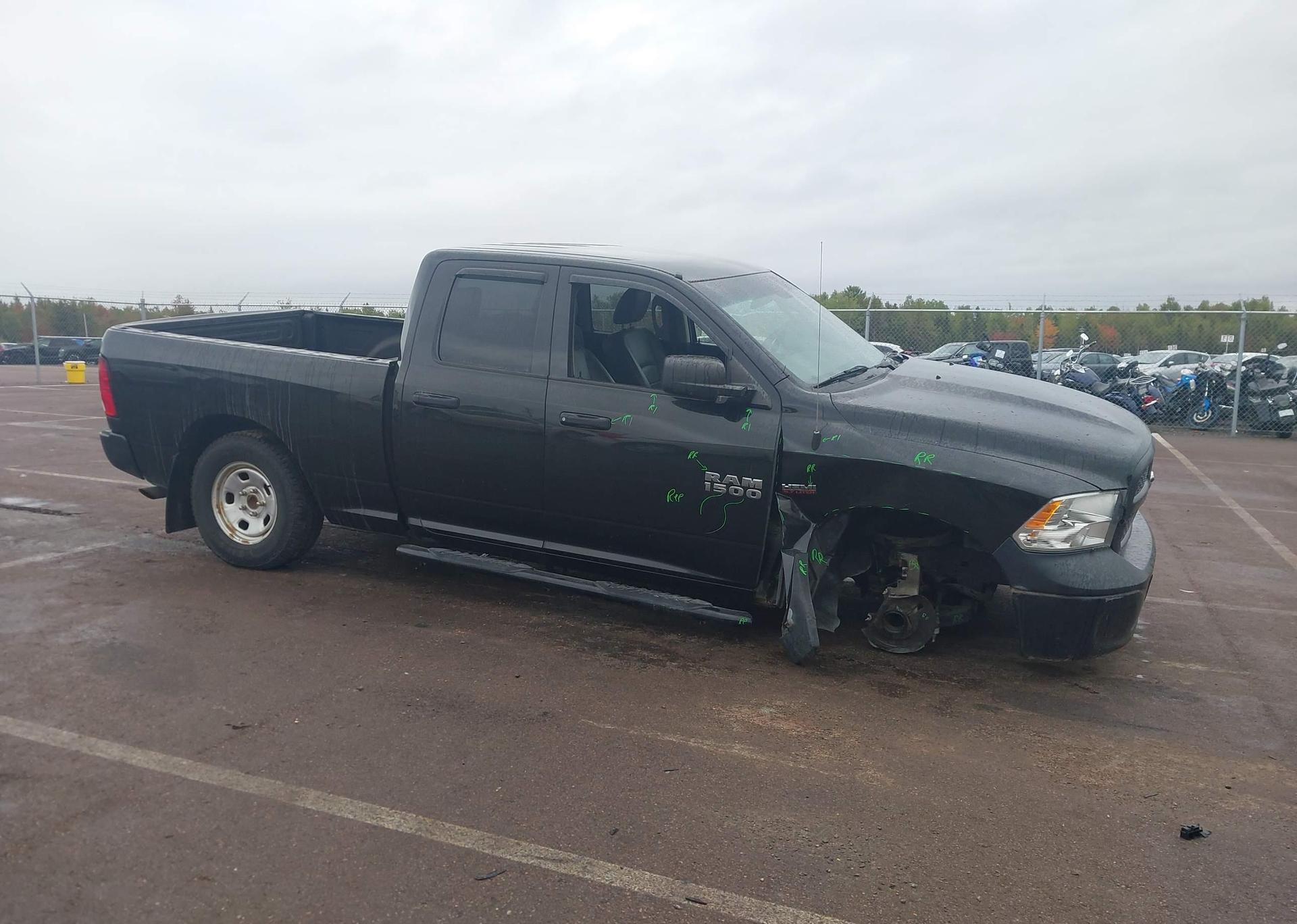 2015 RAM 1500 ST