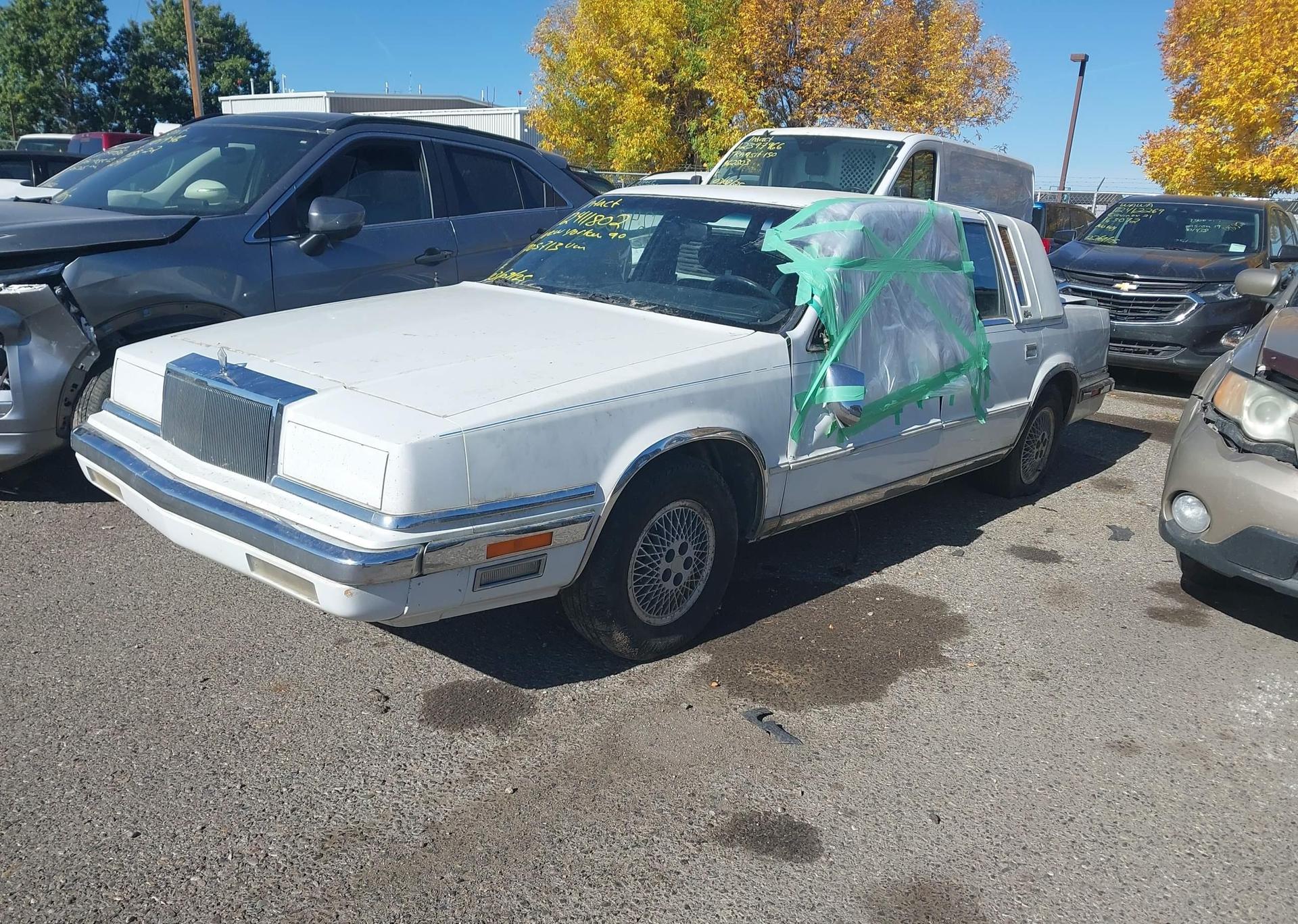 1990 CHRYSLER NEW YORKER FIFTH AVENUE