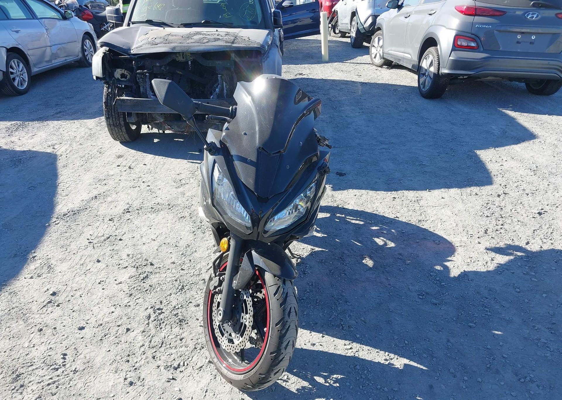 2012 KAWASAKI EX650 EC