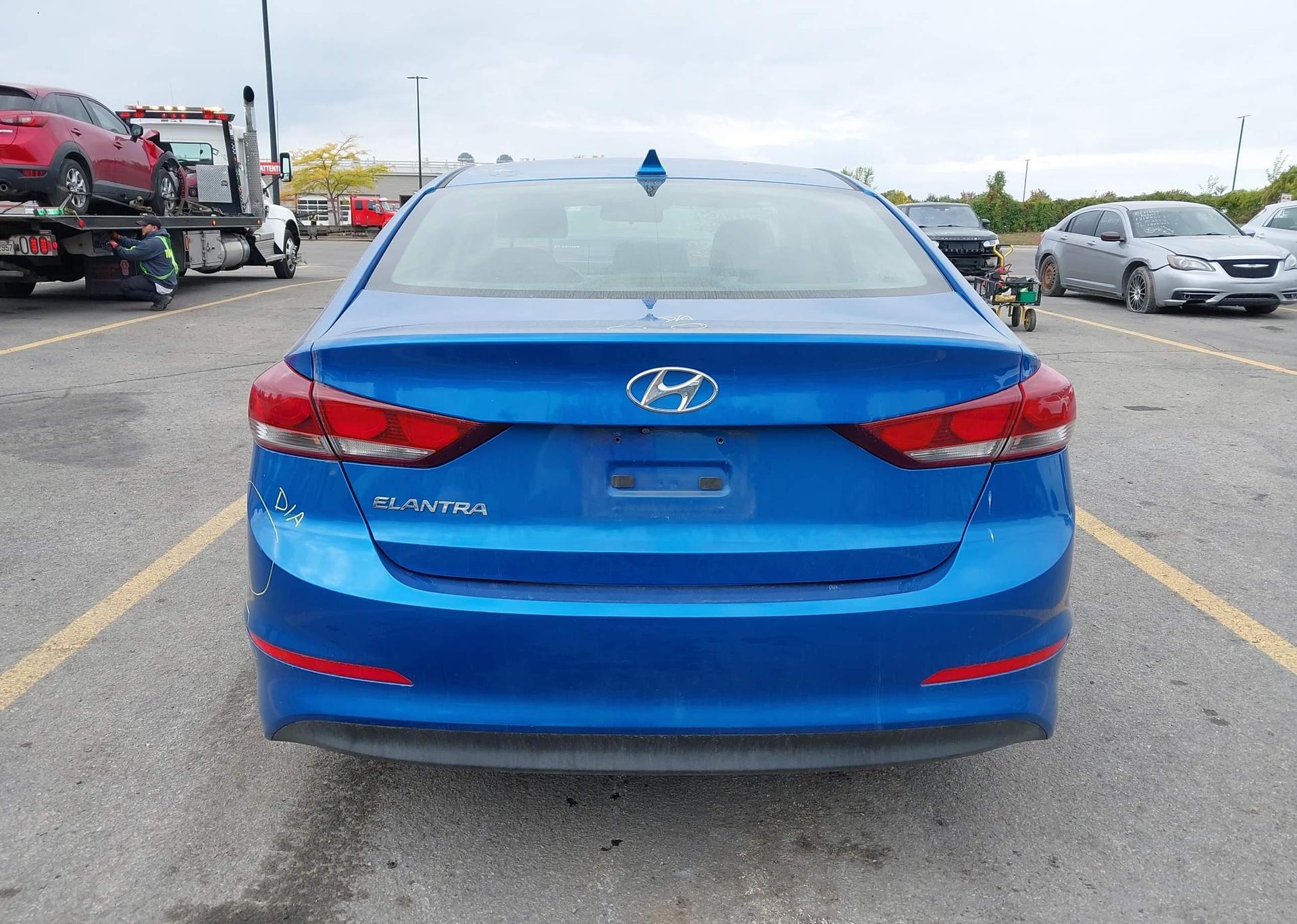 2017 HYUNDAI ELANTRA GL