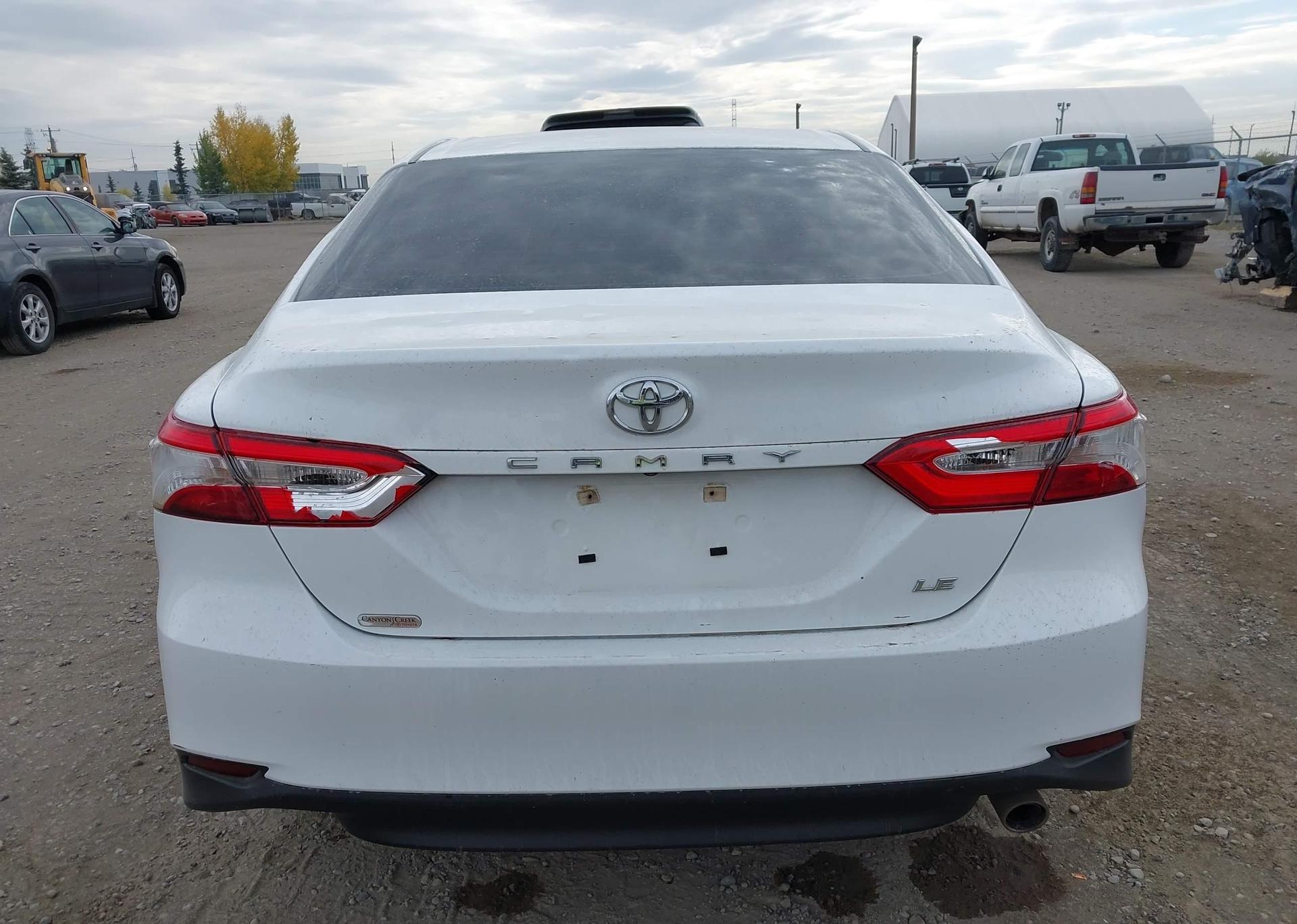 2020 TOYOTA CAMRY LE