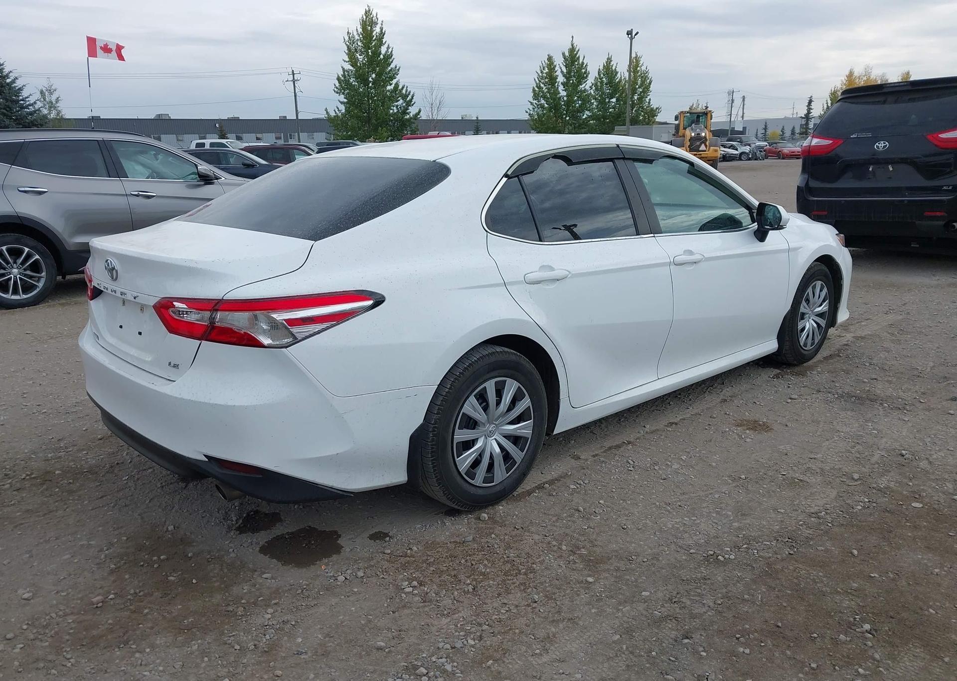 2020 TOYOTA CAMRY LE
