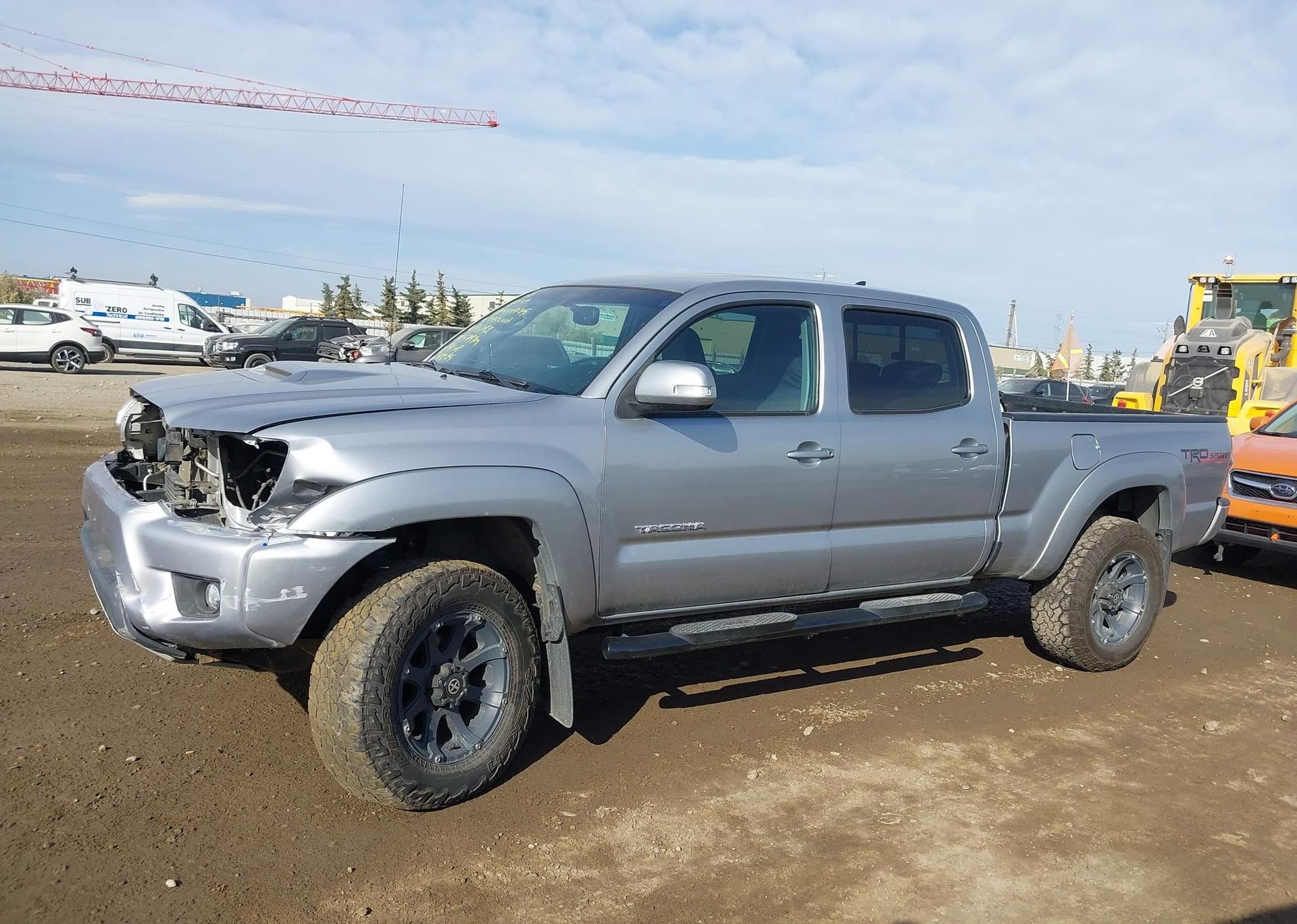 2015 TOYOTA TACOMA V6