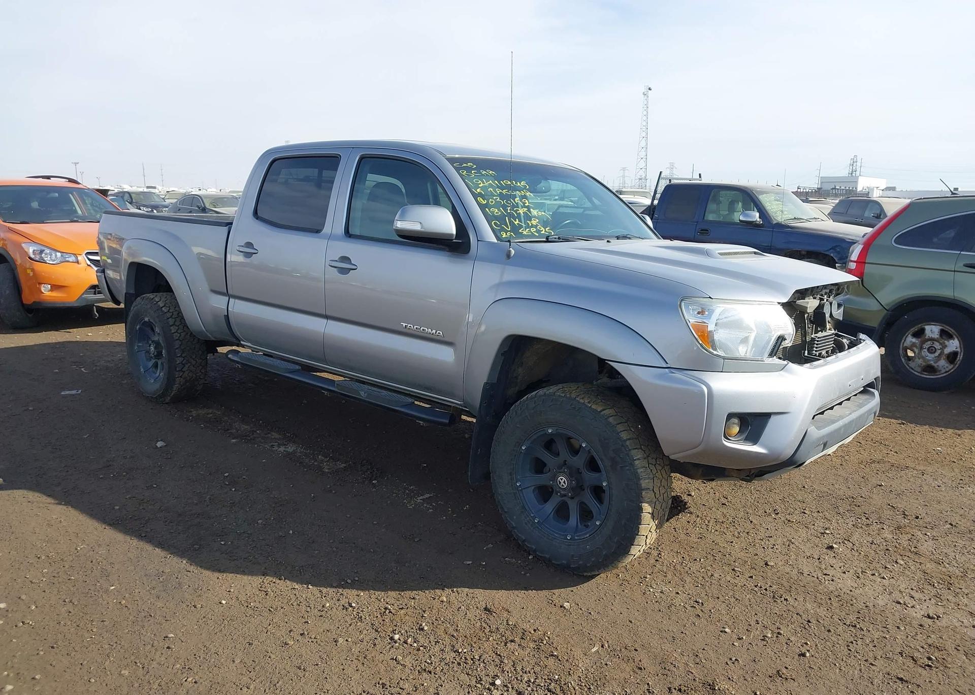 2015 TOYOTA TACOMA V6