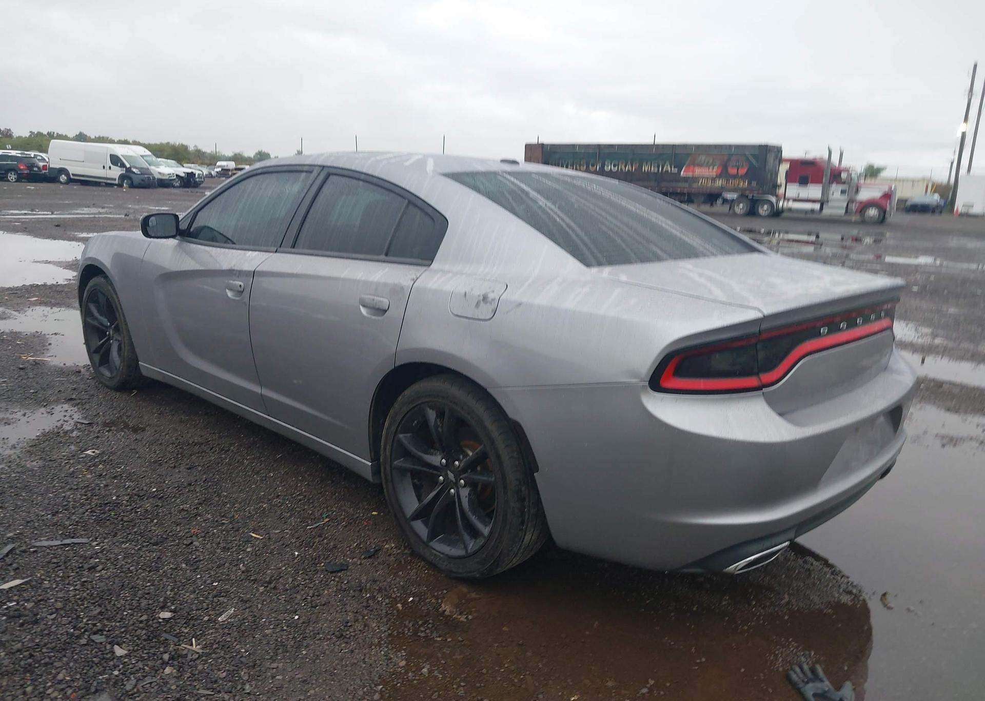 2015 DODGE CHARGER SXT