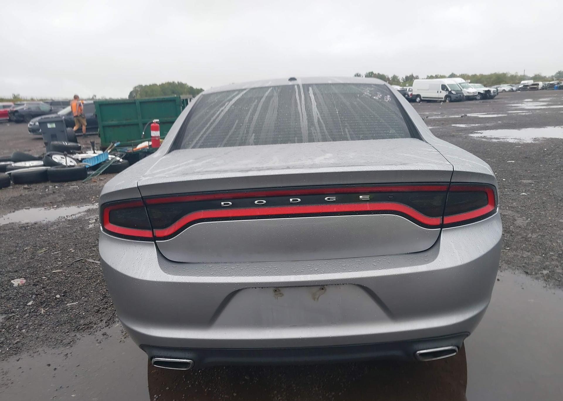 2015 DODGE CHARGER SXT
