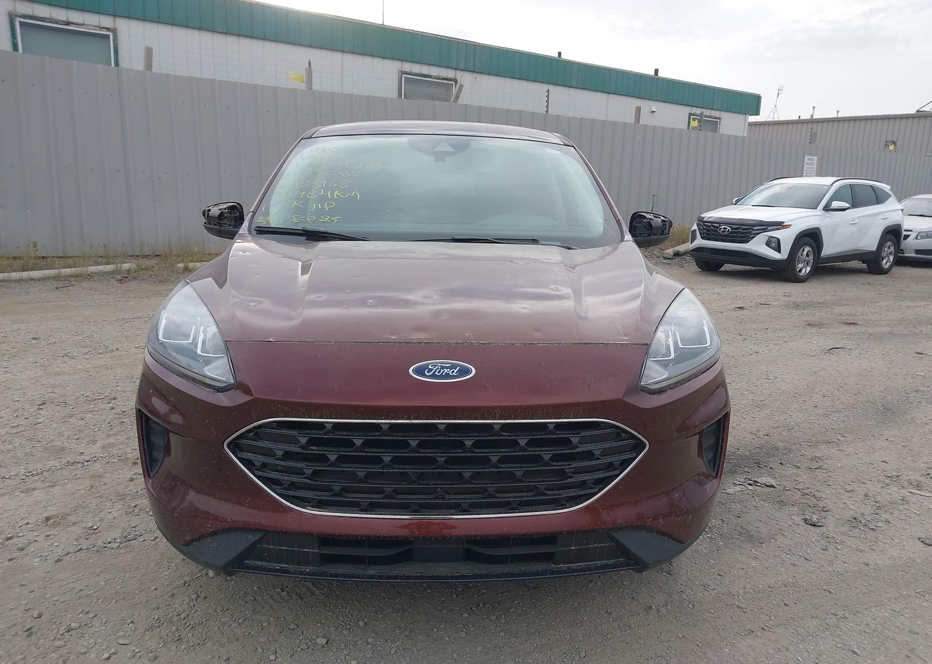 2021 FORD ESCAPE SE