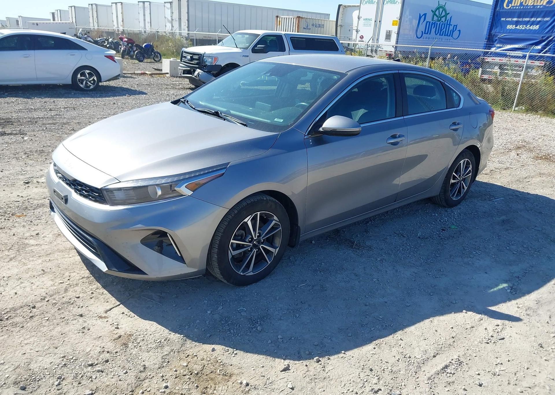 2023 KIA FORTE EX