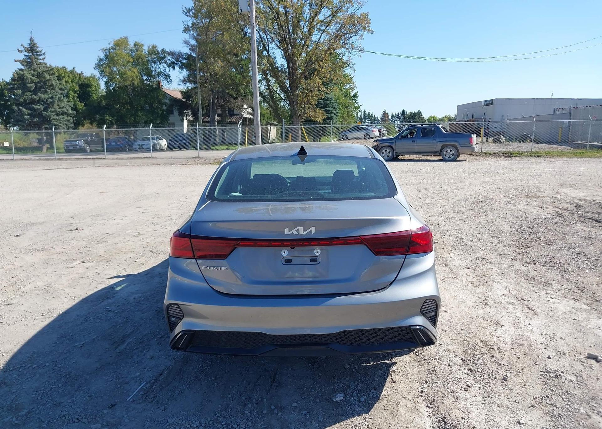 2023 KIA FORTE EX