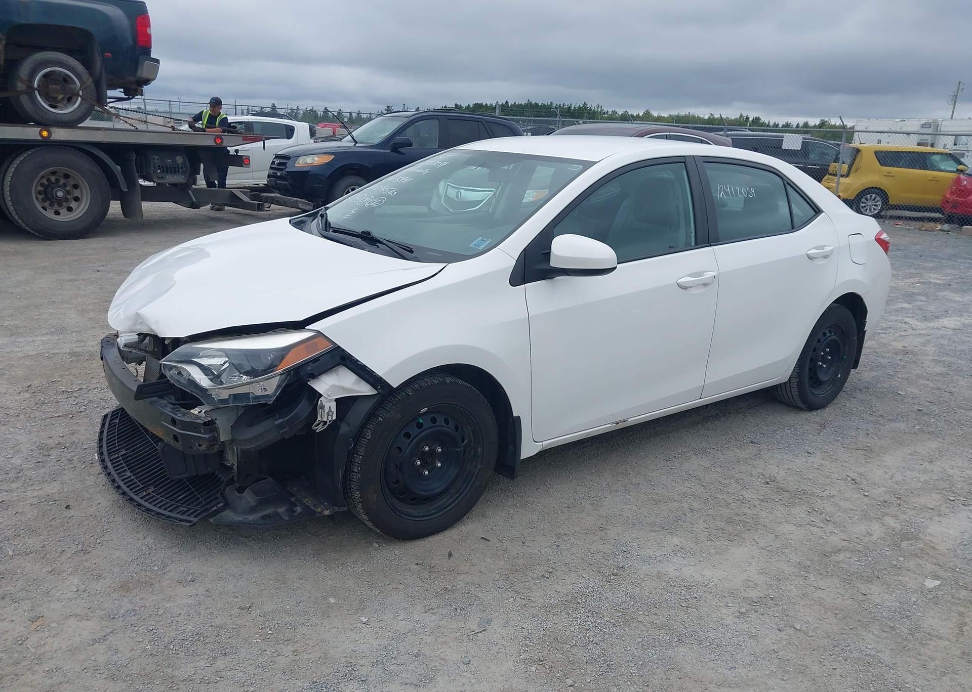 2016 TOYOTA COROLLA LE
