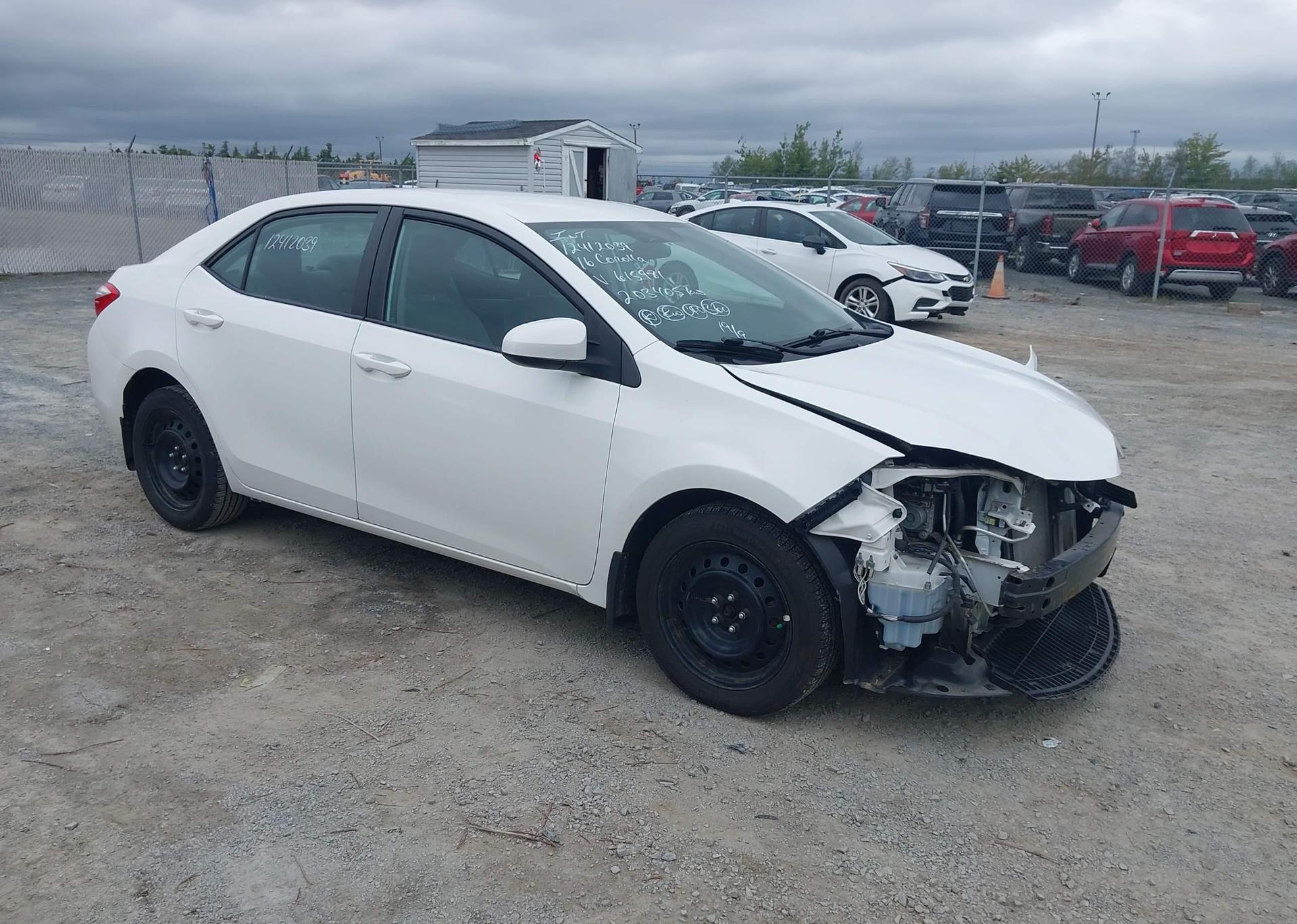 2016 TOYOTA COROLLA LE