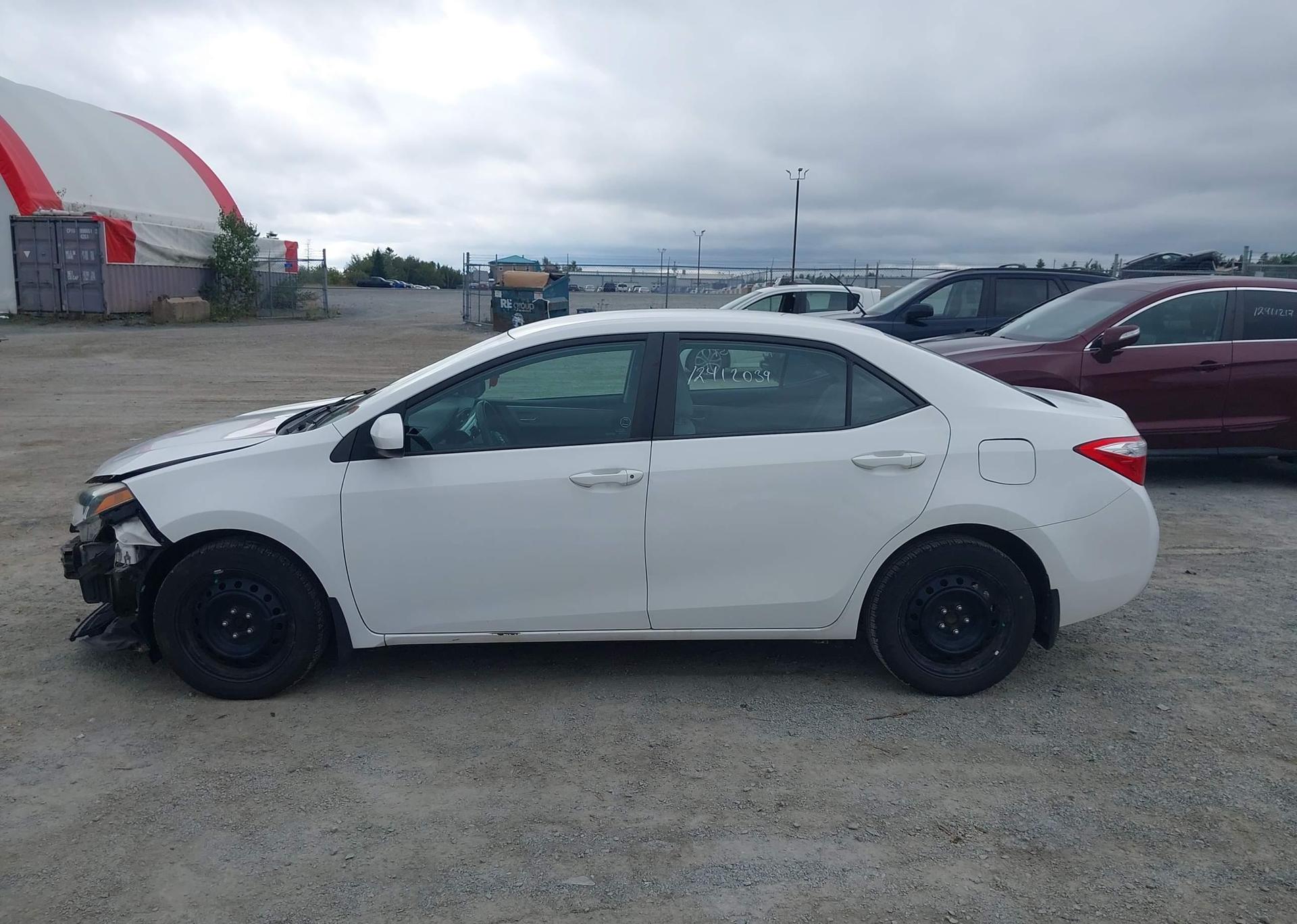 2016 TOYOTA COROLLA LE