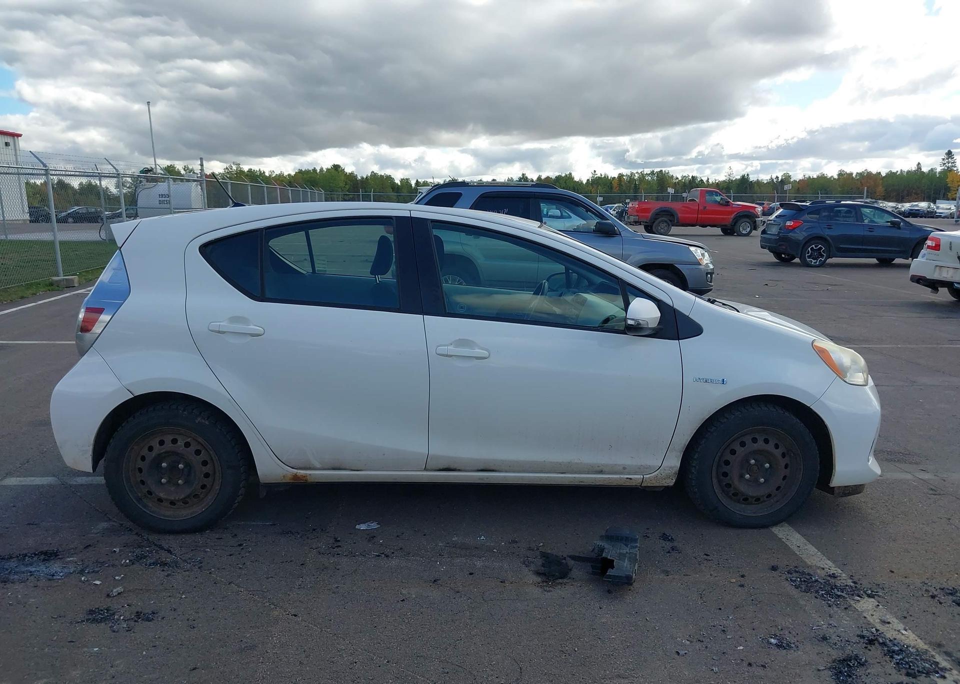 2012 TOYOTA PRIUS C TECHNOLOGY