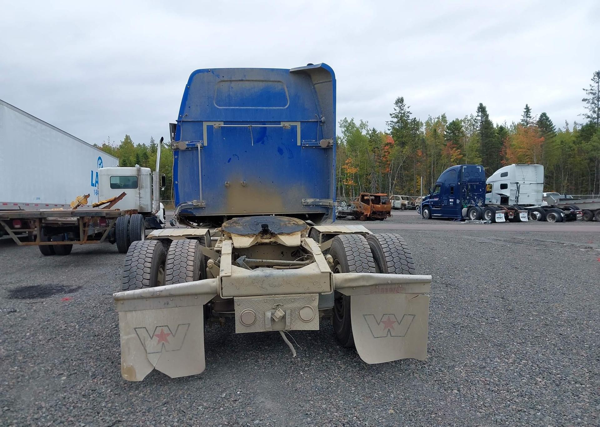 2005 WESTERN STAR/AUTO CAR CONVENTIONAL 4900SA