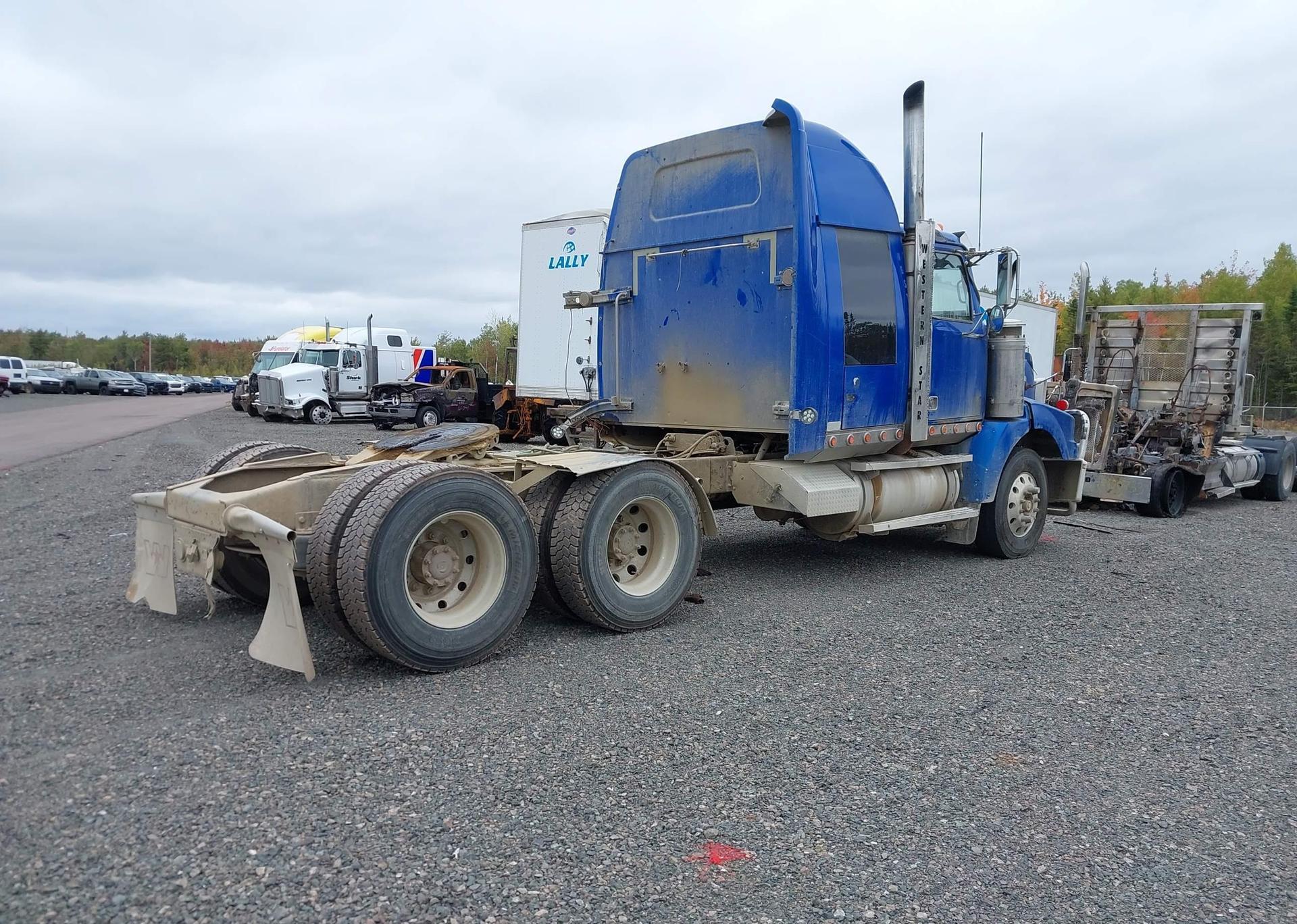 2005 WESTERN STAR/AUTO CAR CONVENTIONAL 4900SA