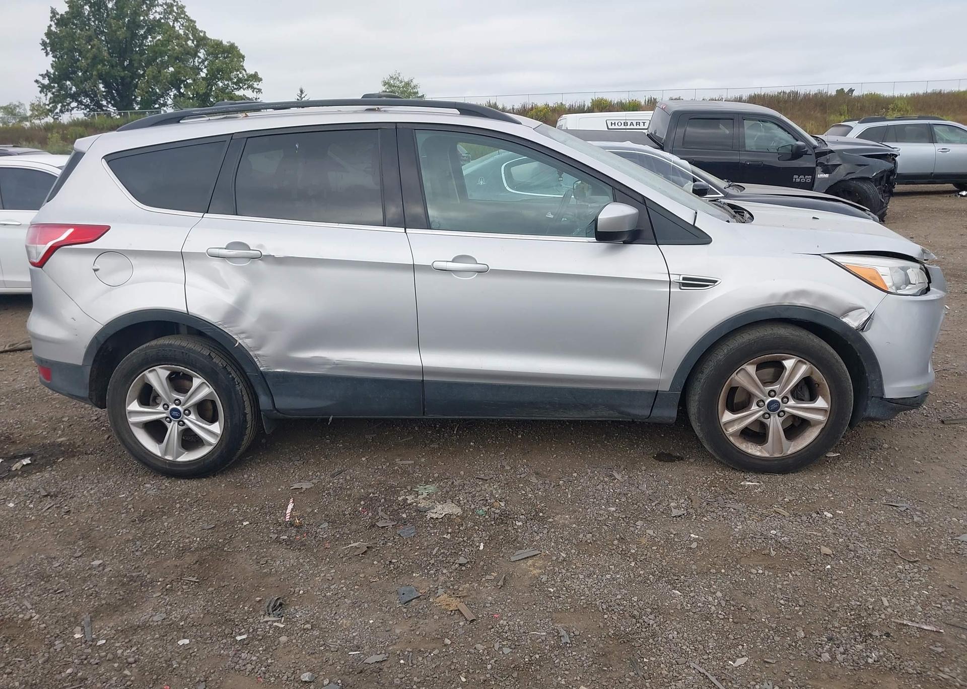 2013 FORD ESCAPE SE