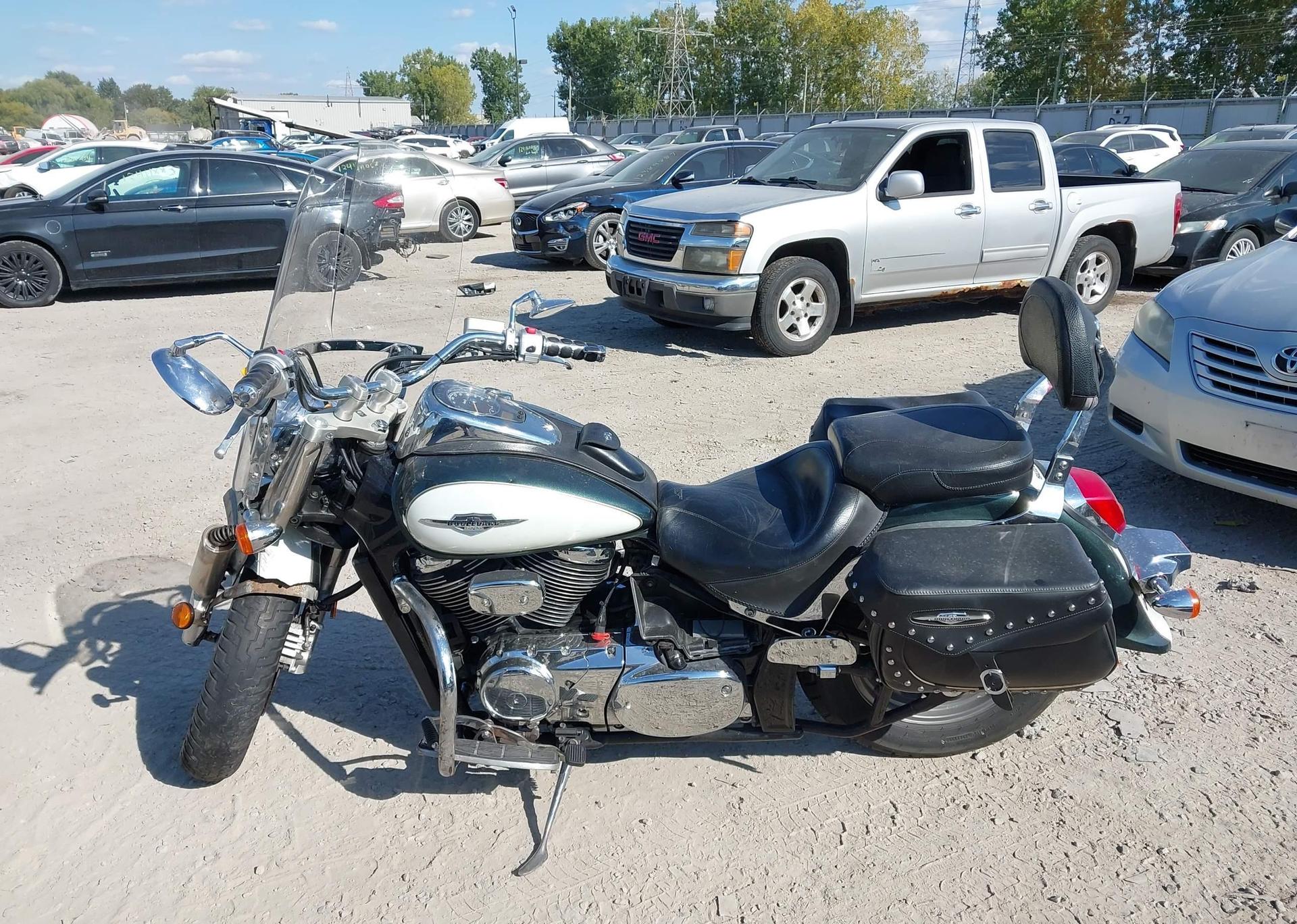 2009 SUZUKI VL800