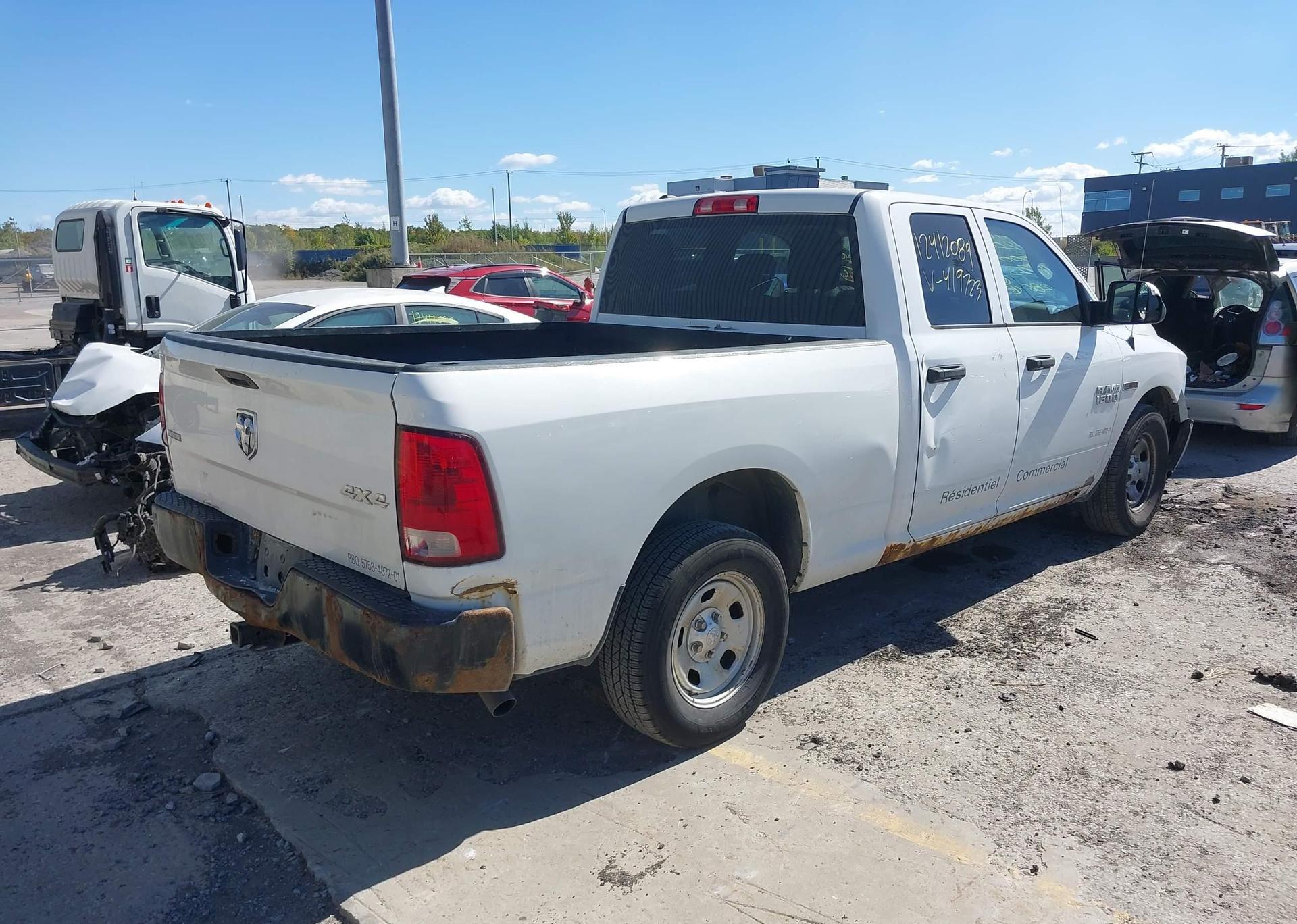 2016 RAM 1500 ST