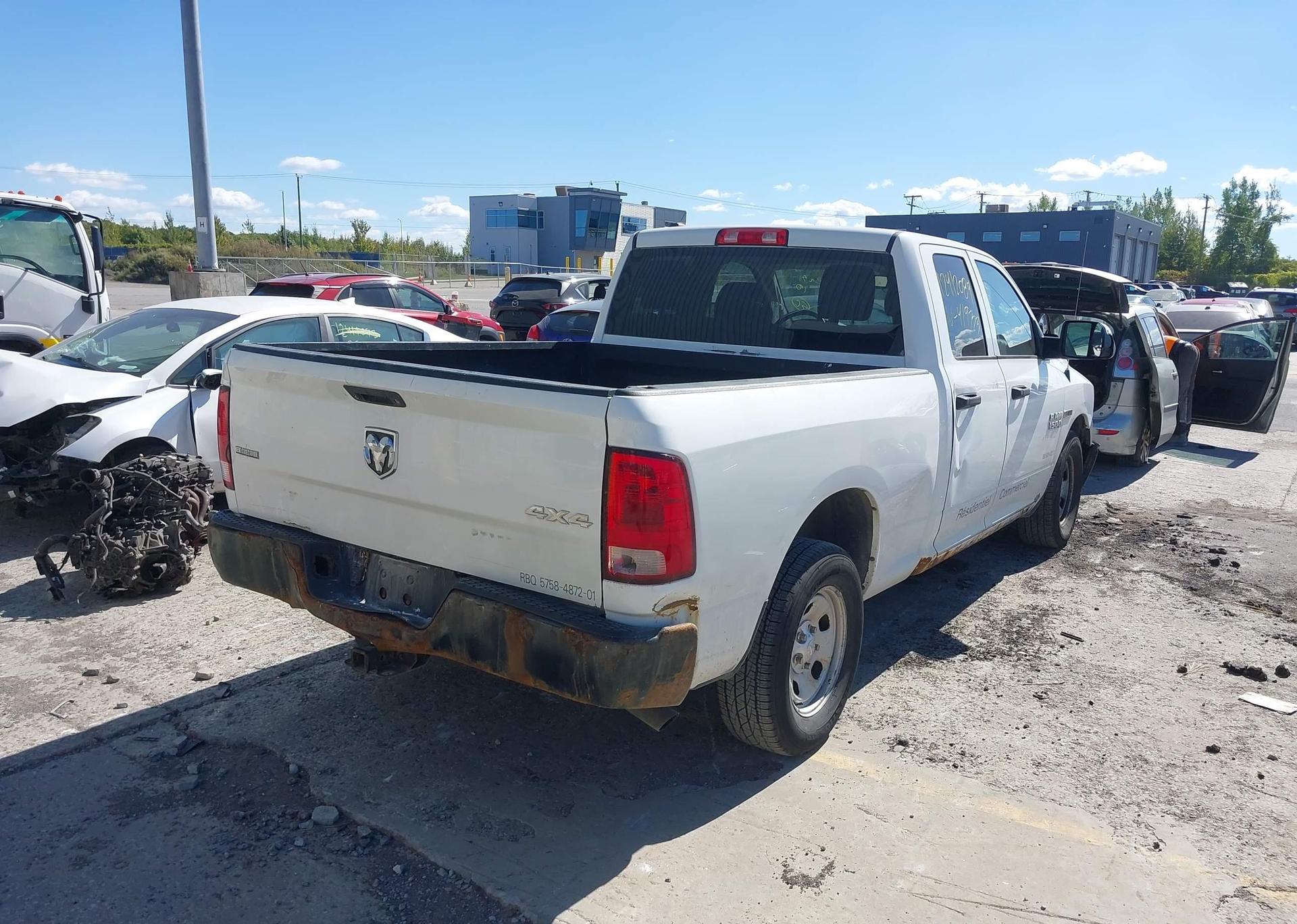 2016 RAM 1500 ST
