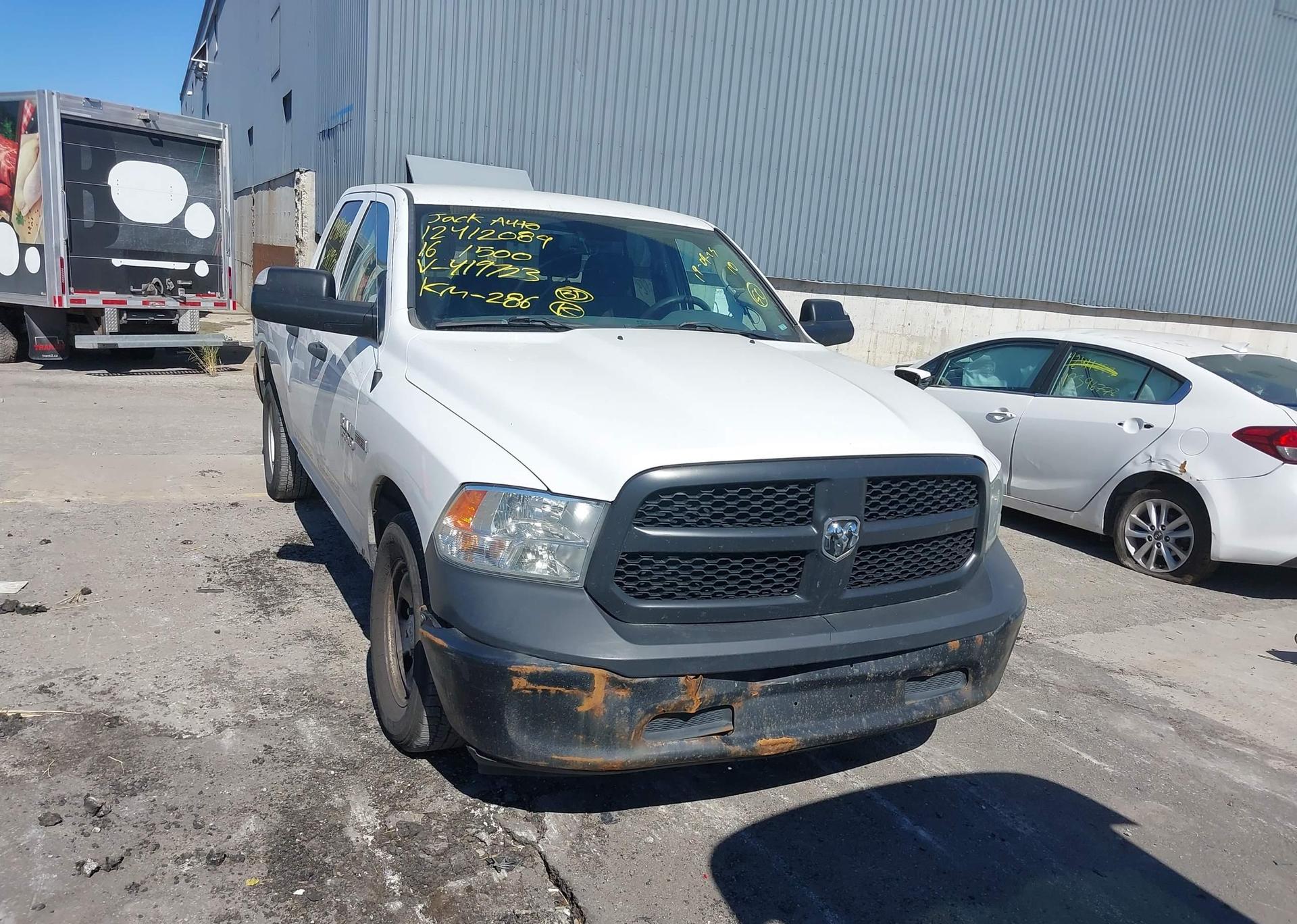 2016 RAM 1500 ST