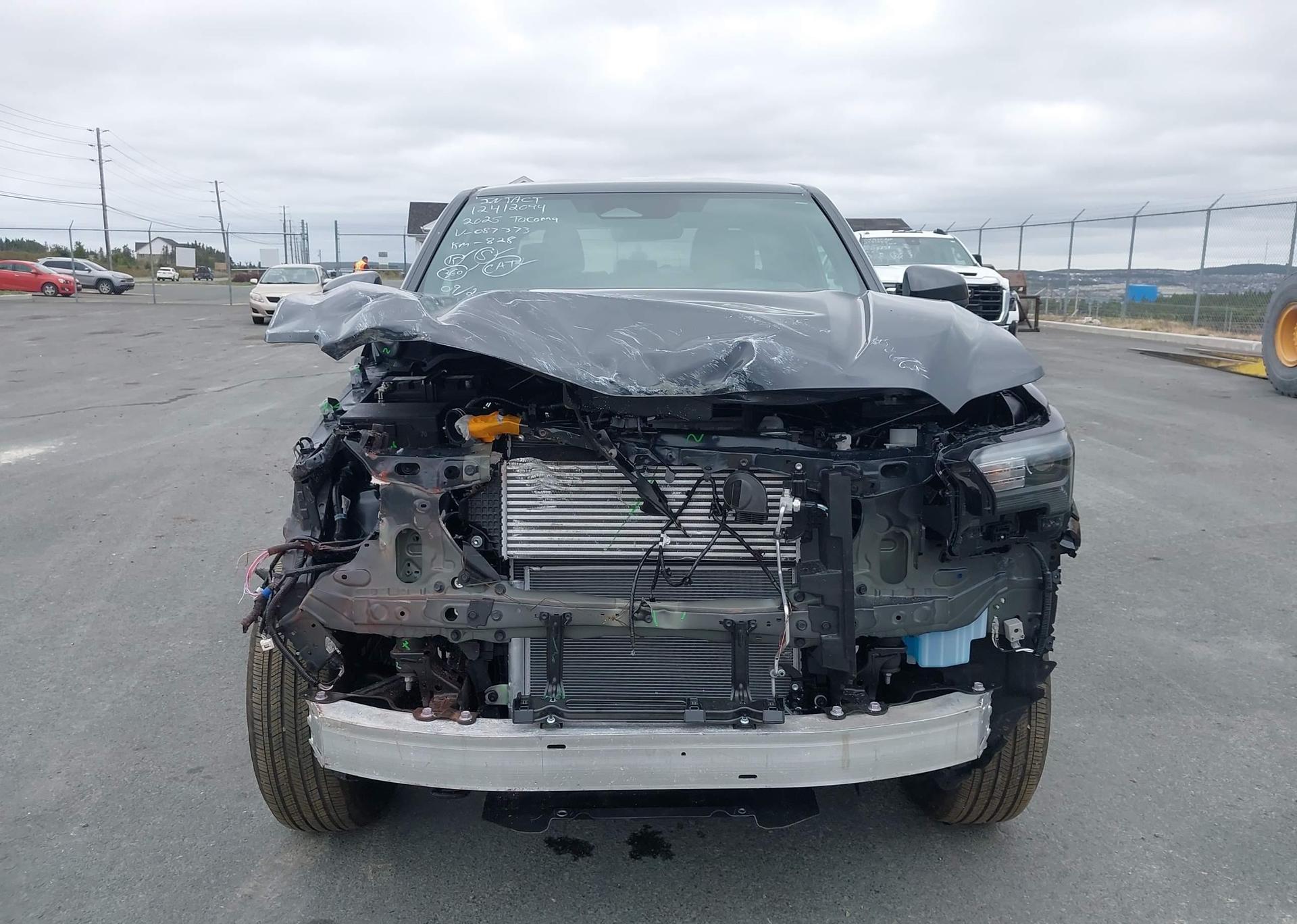 2025 TOYOTA TACOMA
