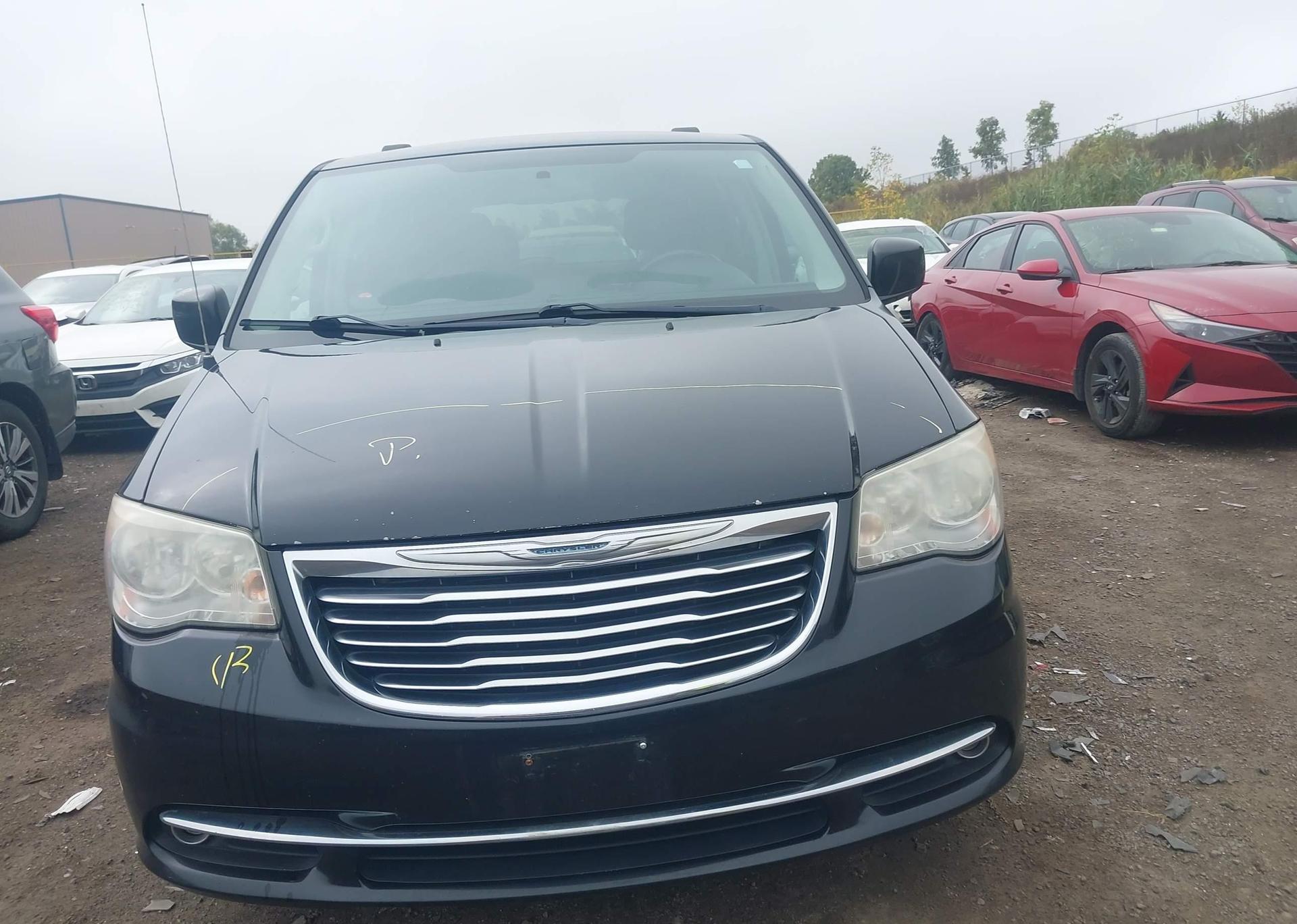 2013 CHRYSLER TOWN & COUNTRY