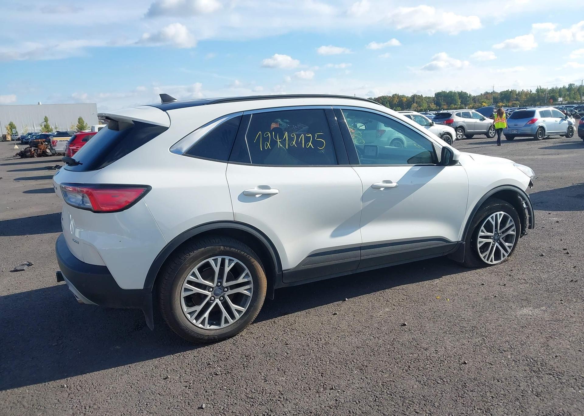 2022 FORD ESCAPE SEL