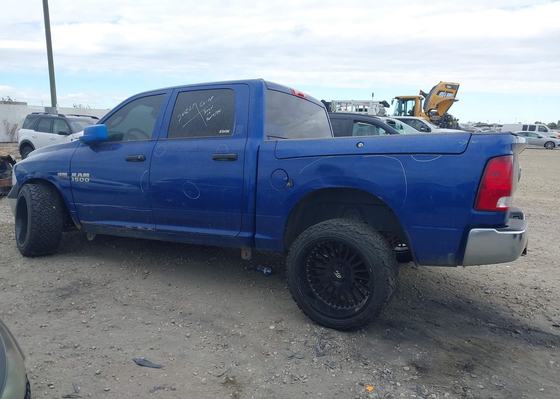 2014 RAM 1500 ST