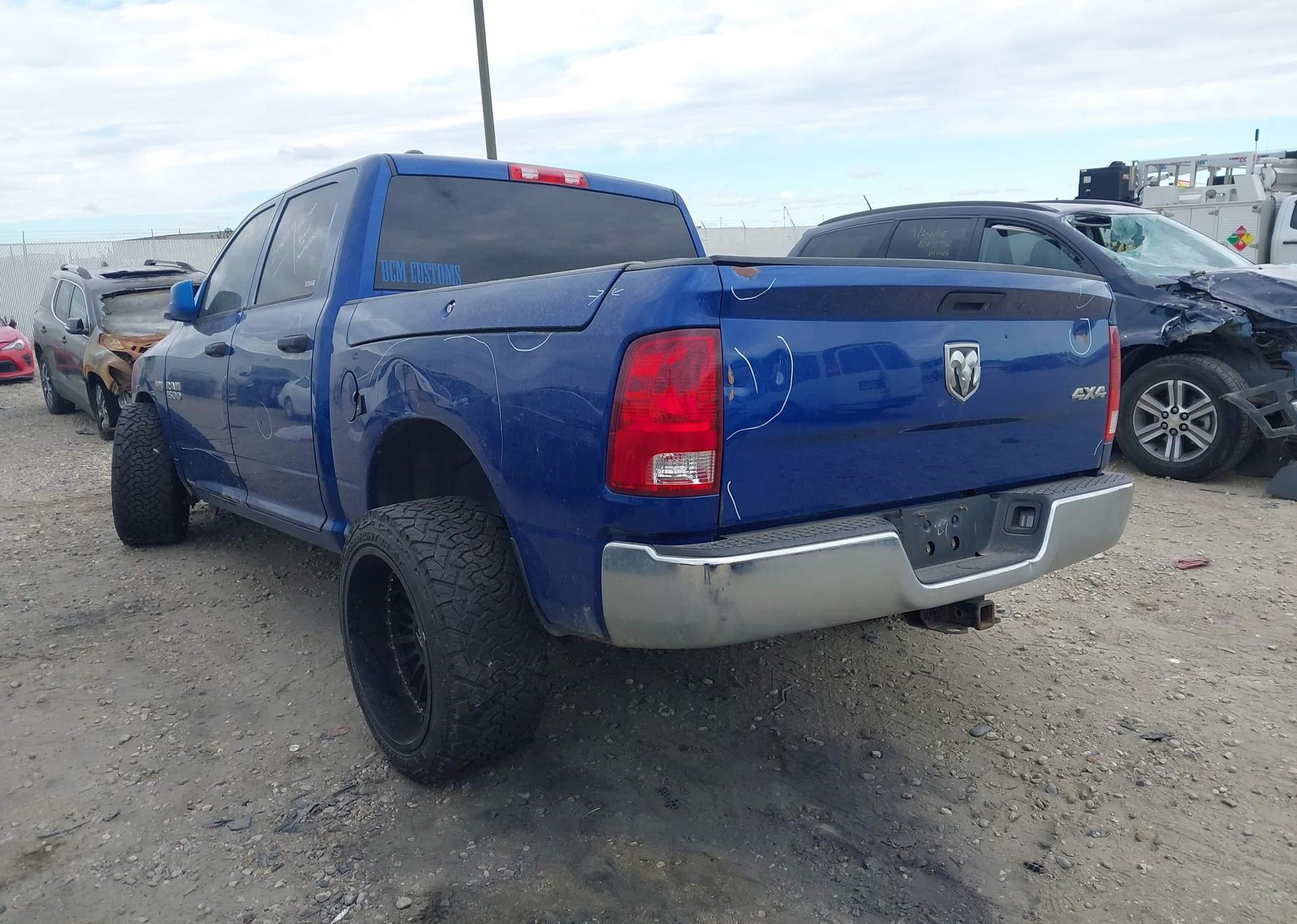 2014 RAM 1500 ST