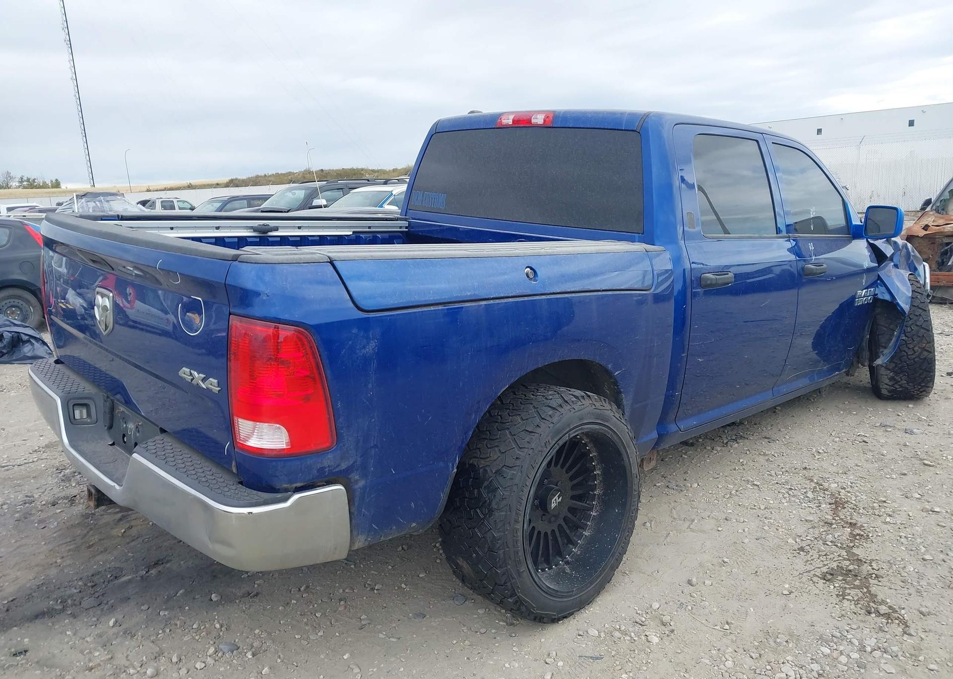 2014 RAM 1500 ST