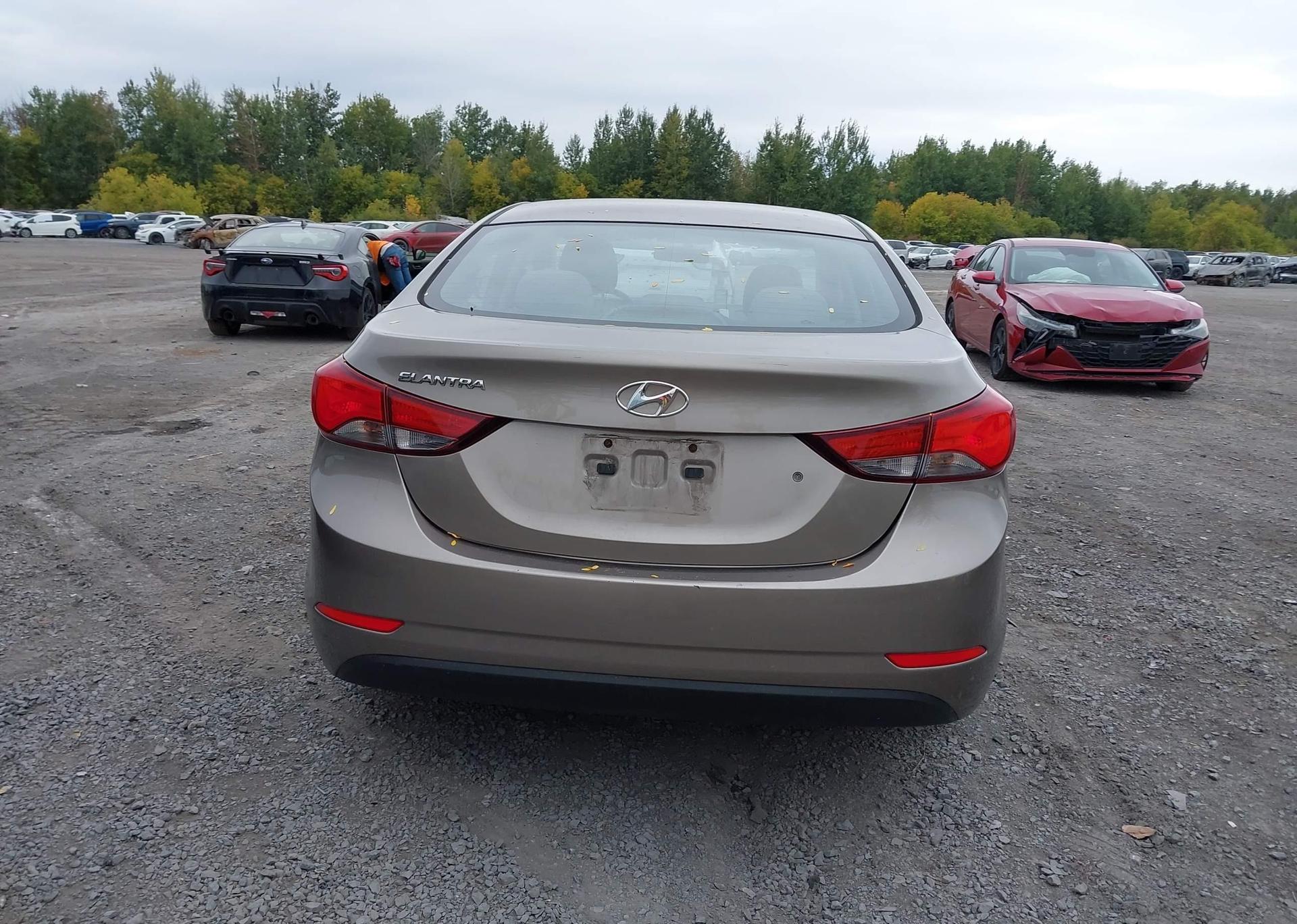 2015 HYUNDAI ELANTRA