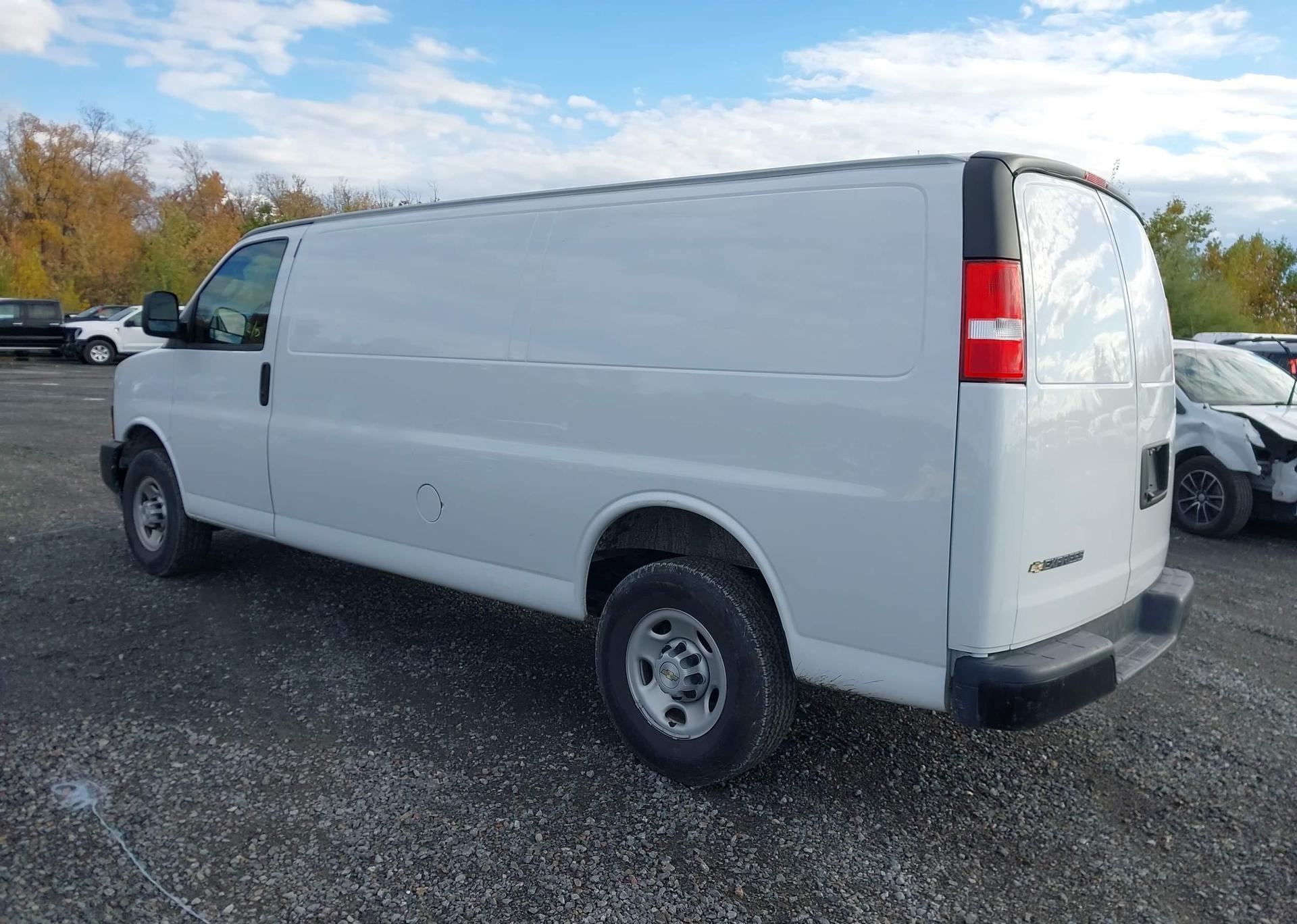 2024 CHEVROLET EXPRESS G2500